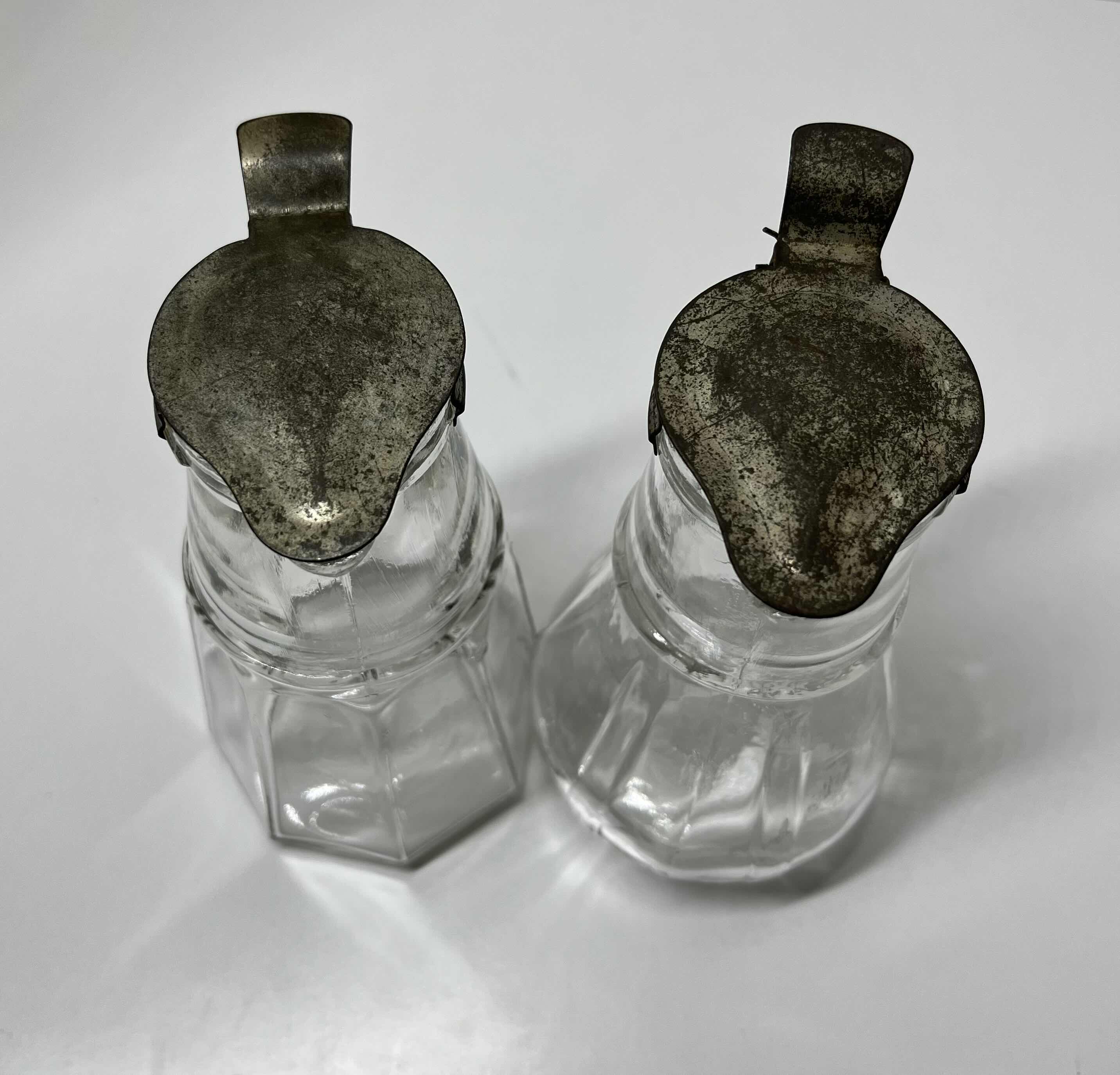 Photo 1 of EARLY-CENTURY ANCHOR HOCKING SPRING ACTION SILVER LID GLASS CREAMER & SYRUP DISPENSER 3.25” X 6”