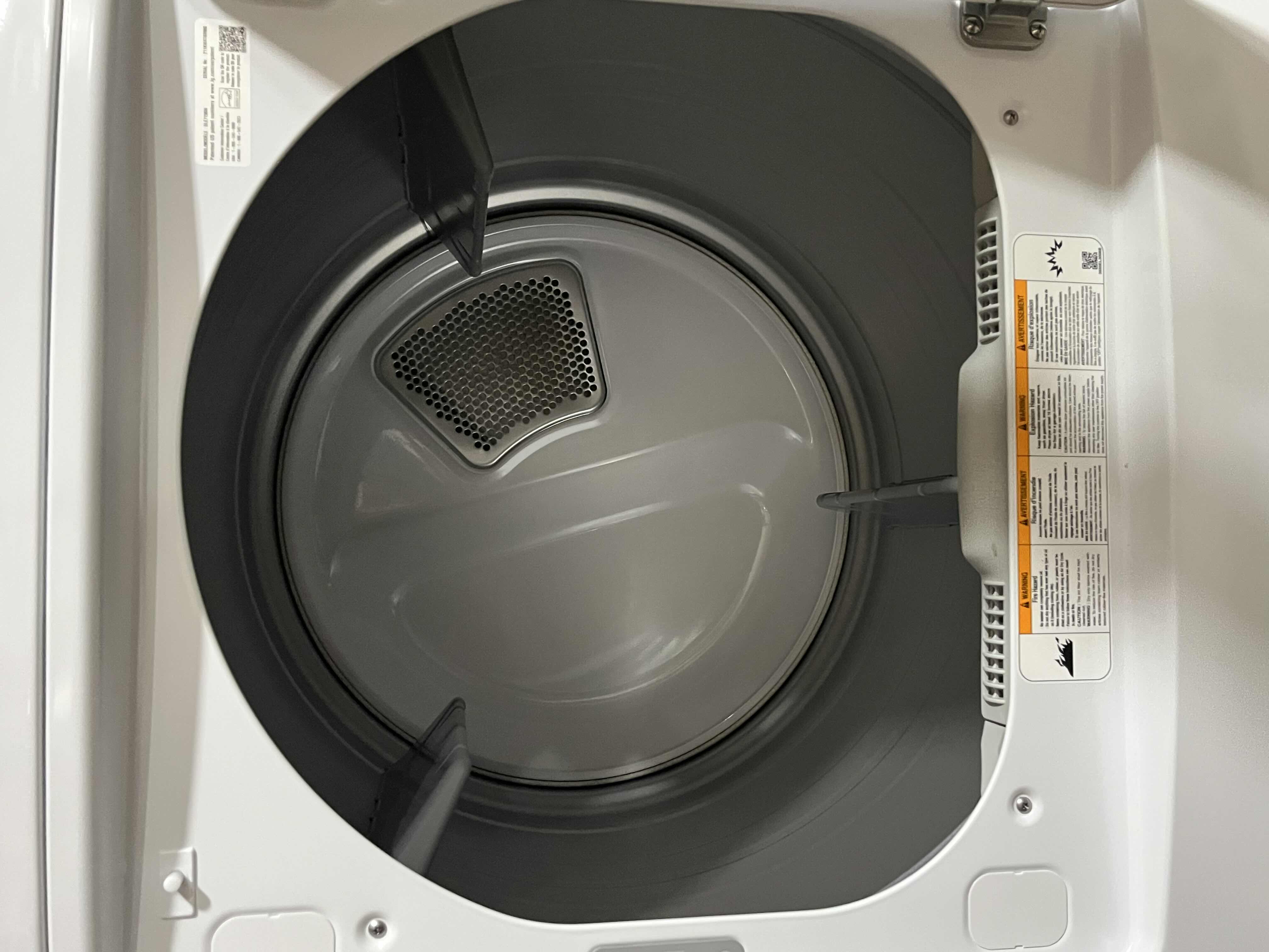 Photo 1 of LG SENSOR DRY TECHNOLOGY ELECTRIC DRYER DLE7150W