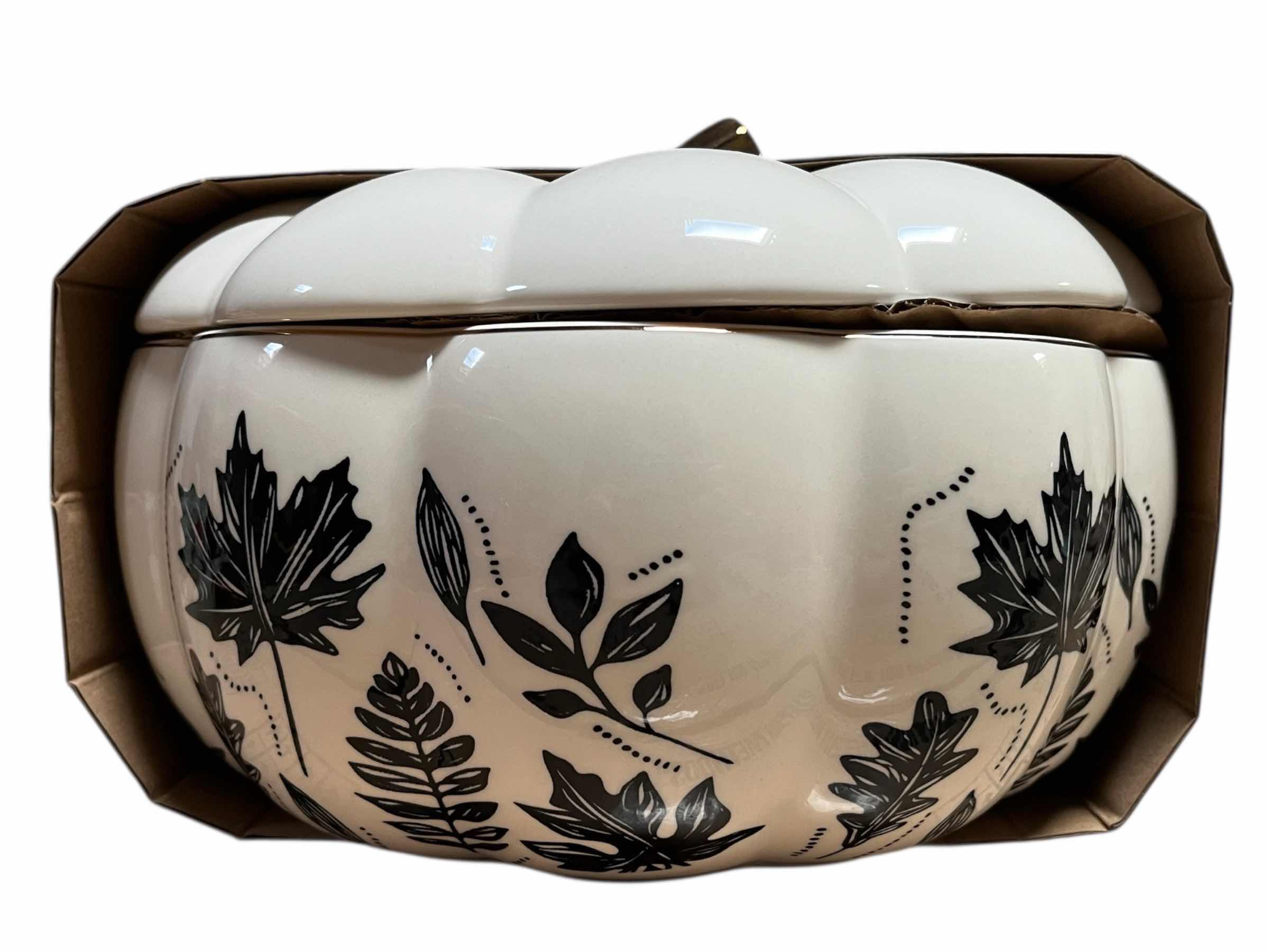 Photo 1 of THYME & TABLE HARVEST COLLECTION 4.4QT STONEWARE SOUP TUREEN