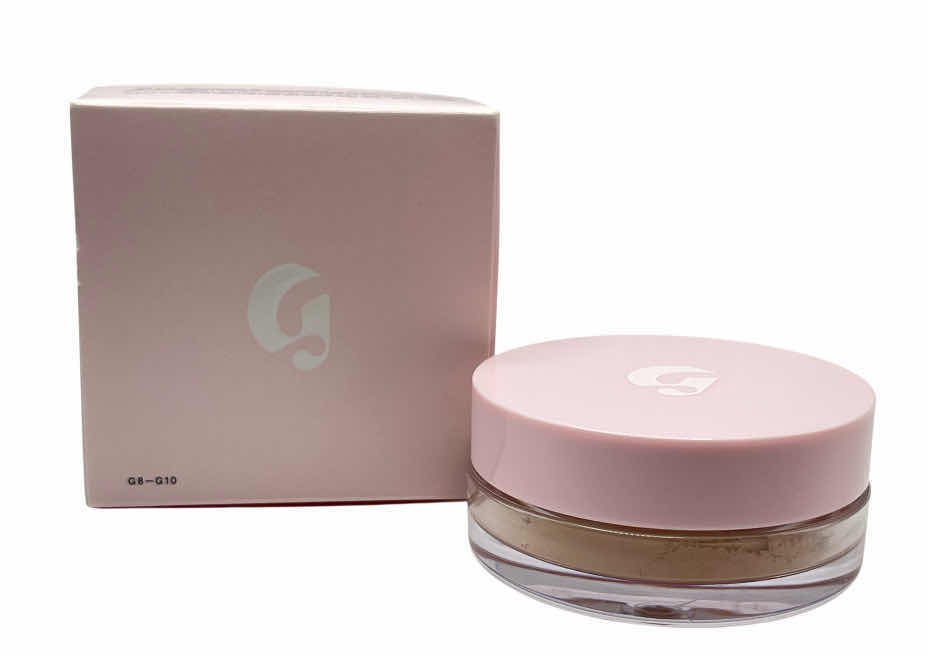 Photo 1 of GLOSSIER G8-G10 WOWDER WEIGHTLESS FINISHING POWDER 0.25 OZ/7.2G
