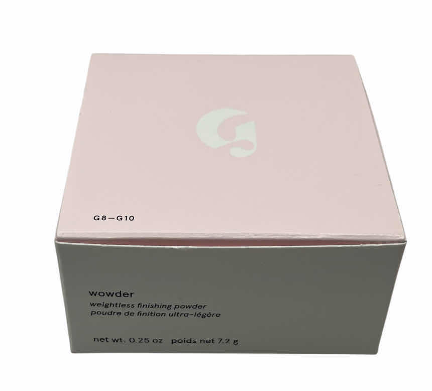 Photo 1 of GLOSSIER G8-G10 WOWDER WEIGHTLESS FINISHING POWDER 0.25 OZ/7.2G