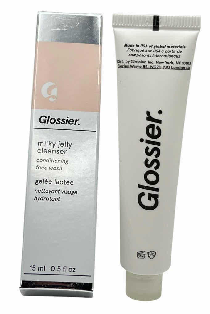 Photo 1 of GLOSSIER MILKY JELLY CLEANSER CONDITIONING FACE WASH 15ML/0.5FL OZ 4-PACK