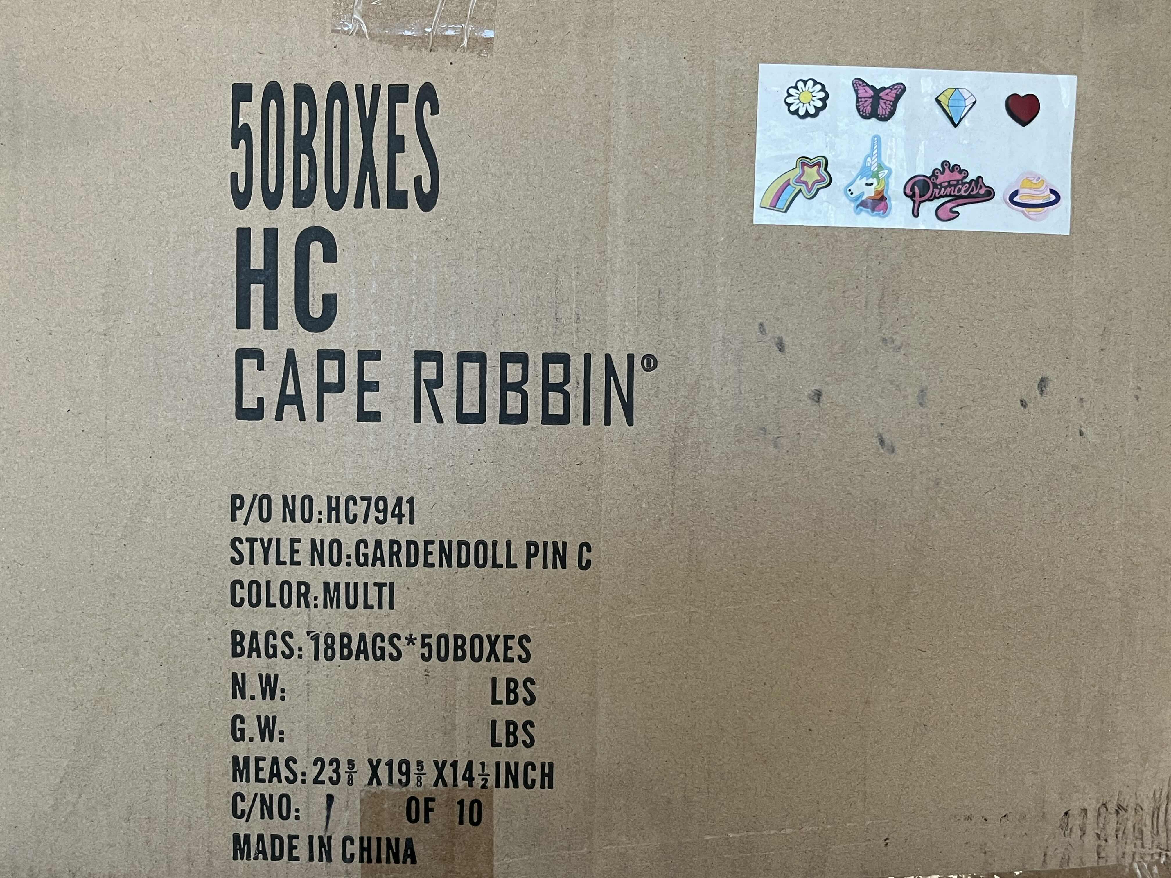 Photo 1 of New.   CAPE ROBBIN CROC SHOE/ACCESSORY RUBBER FOAM PIN SETS GARDENER PIN C (18SETS PER BOX/50 BOXES)