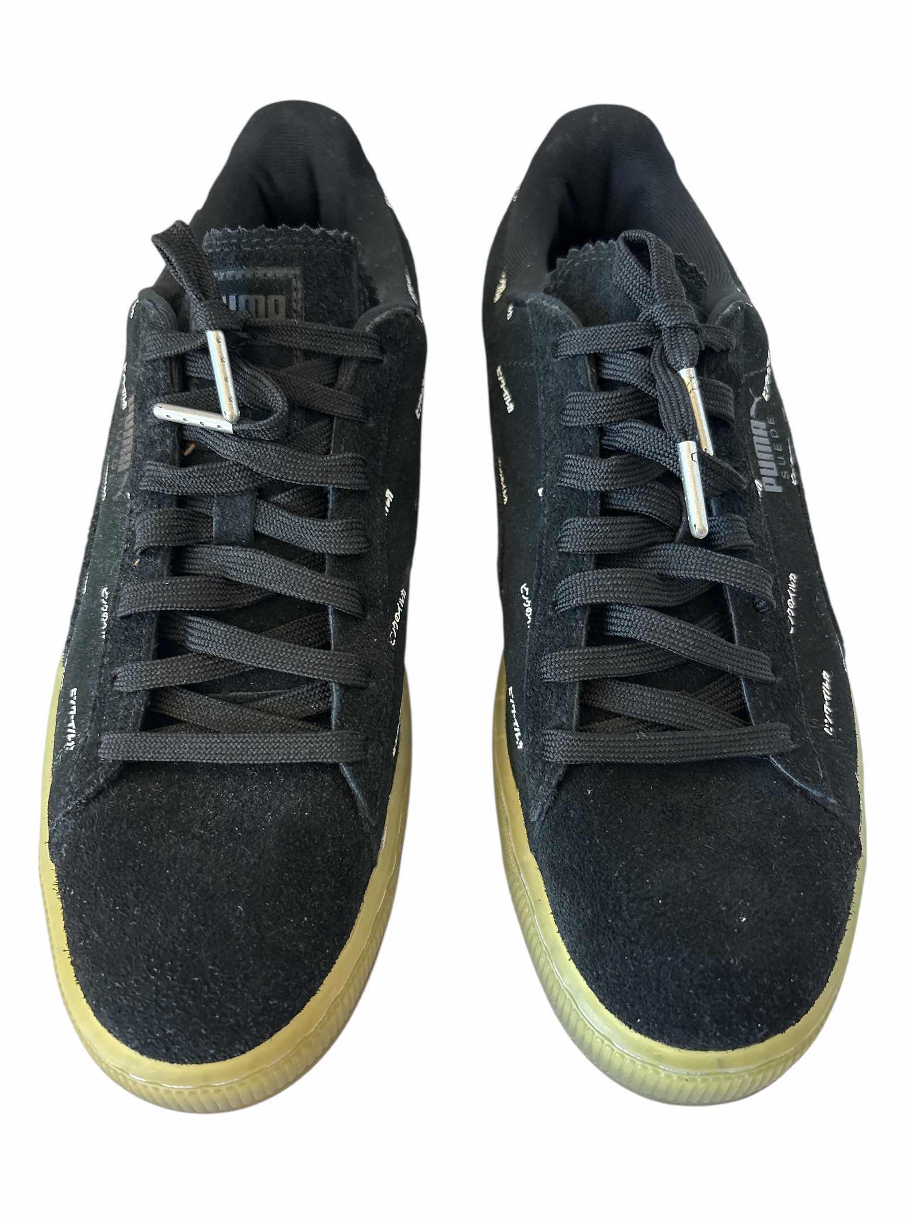 View 1 of PUMA SUEDE V2 DOLPHIN SNEAKERS SIZE 8.5 MENS