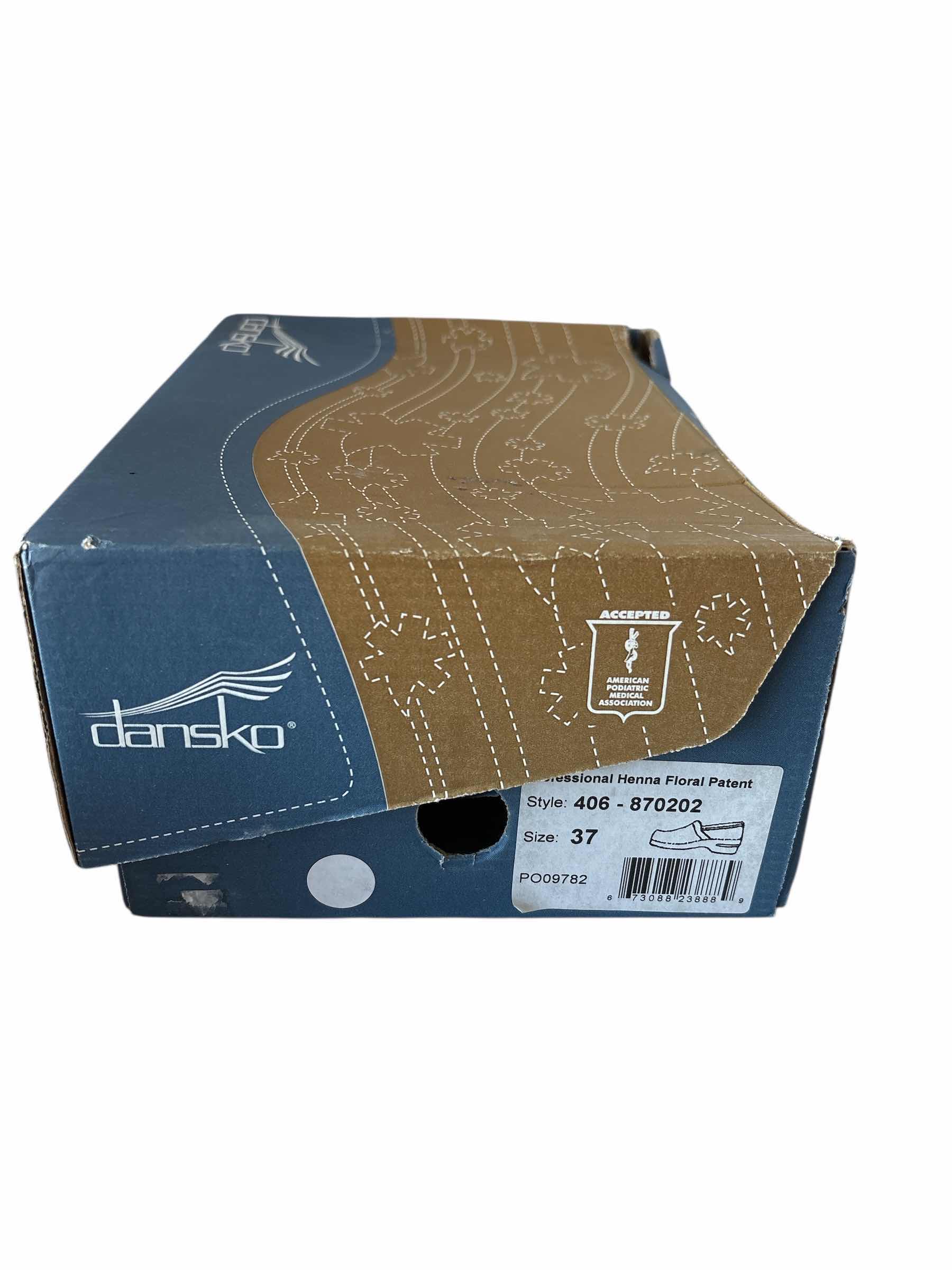 Photo 1 of DANSKO FLORAL CLOGS SIZE 37 WOMENS