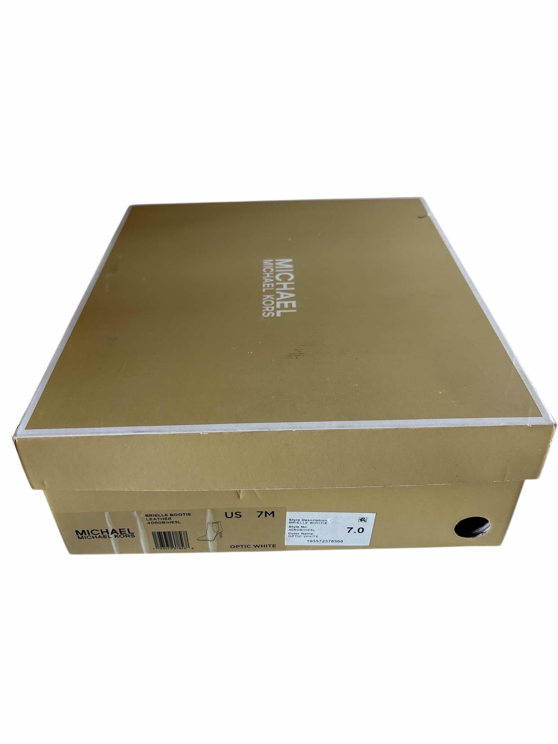 Photo 1 of MICHAEL KORS BOOTS SIZE 7 WOMENS