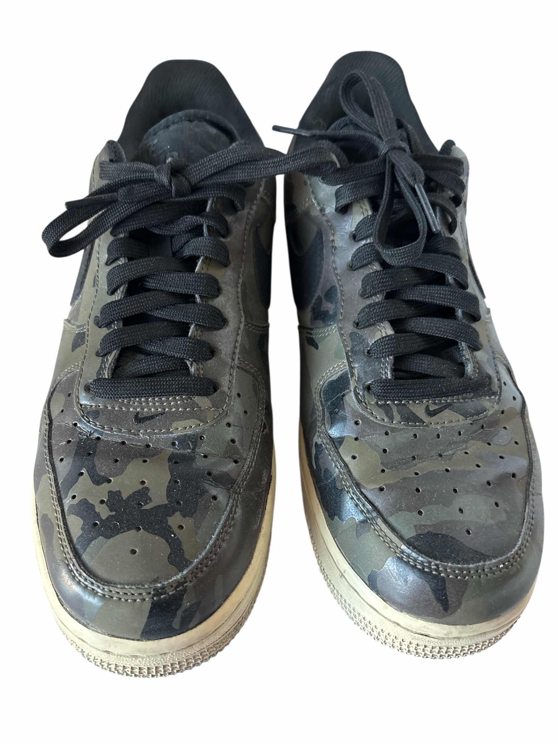 Photo 1 of NIKE AIR FORCE 1 LV8 SNEAKERS SIZE 8 MENS