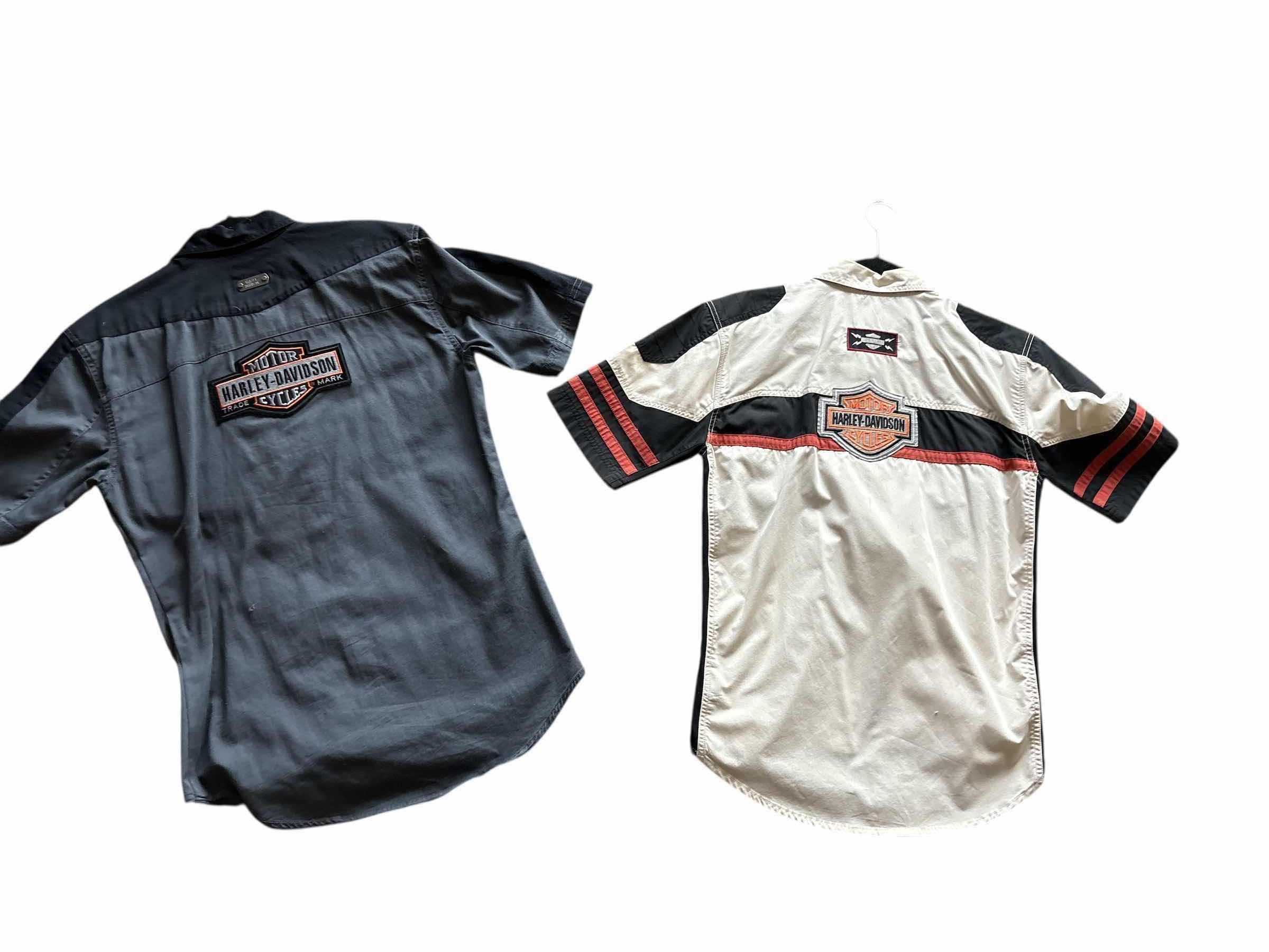 Photo 1 of (2)PCS HARLEY-DAVIDSON BUTTON UPS MENS SIZE M