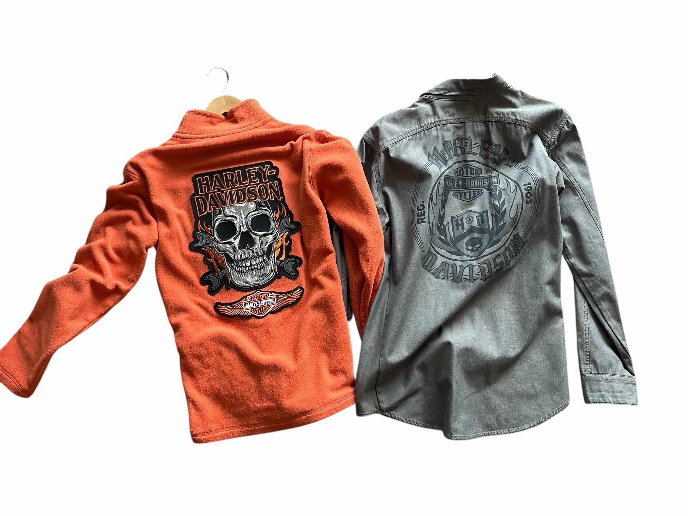 Photo 1 of (2)PCS HARLEY-DAVIDSON FLEECE AND LONG SLEEVE BUTTON UP SIZE M MENS