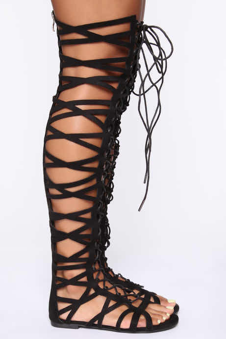 Photo 1 of NEW FASHION NOVA DIDNT NOTICE FLAT SANDALS, WOMEN SIZE 6.5 TRINITY BLACK