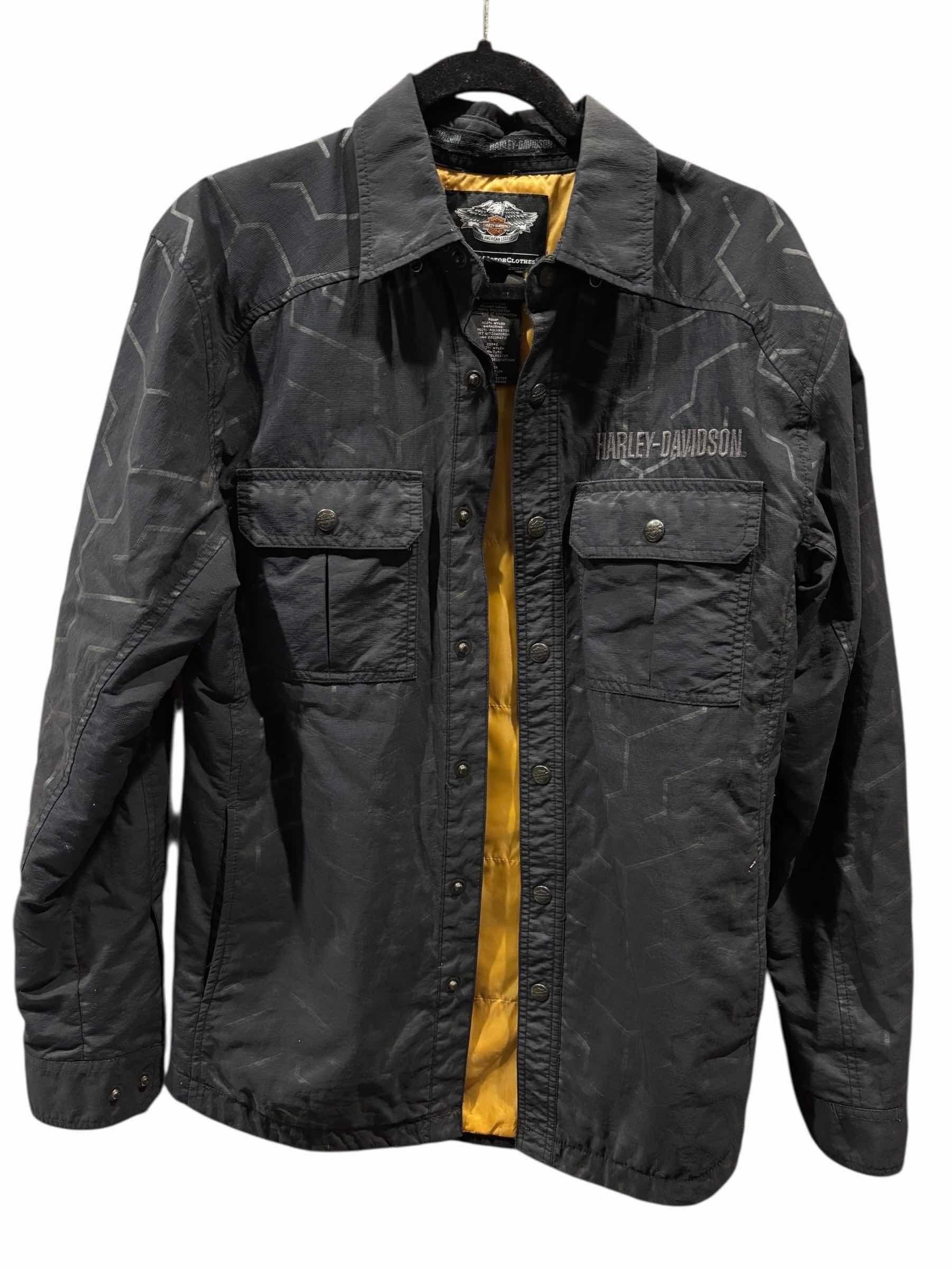 Photo 1 of HARLEY DAVIDSON TIRE TREAD BUTTON FRONT JACKET, MENS SIZE SMALL