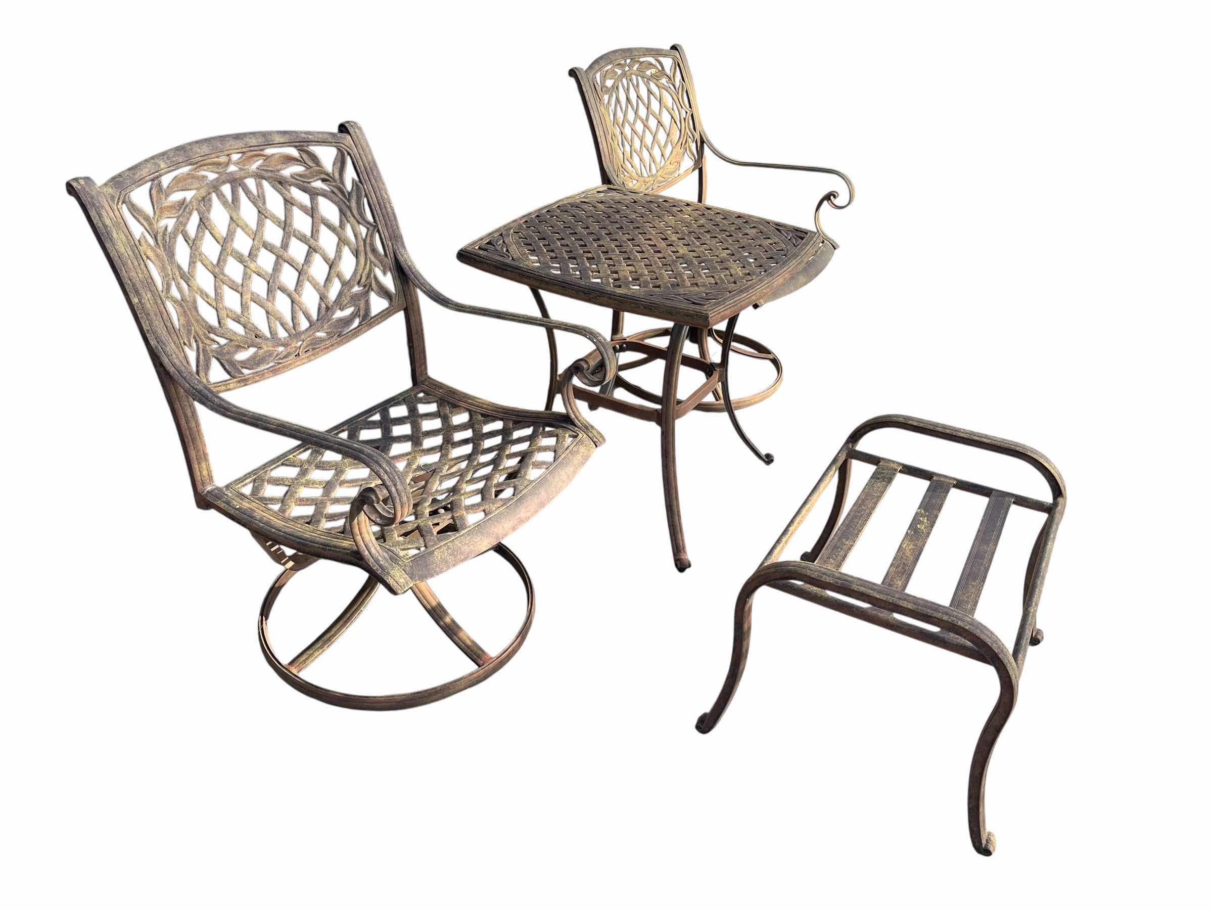 Photo 1 of AGED METAL FINISH ALUMINUM 4PC PATIO SET (READ NOTES)