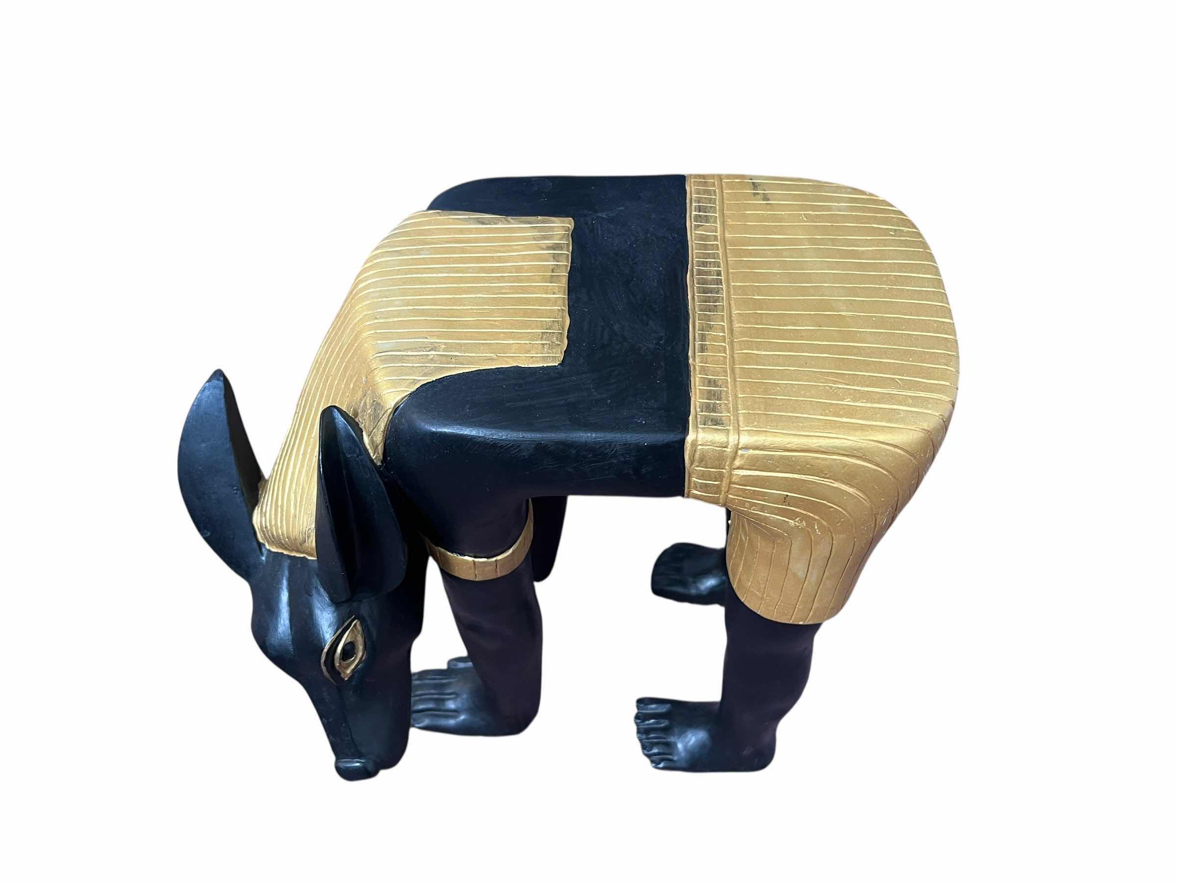 Photo 1 of DESIGN TOSCANO GOLD & BLACK BOWING ANUBIS SCULPTED RESIN STATUE 11” X 8” H10.5”