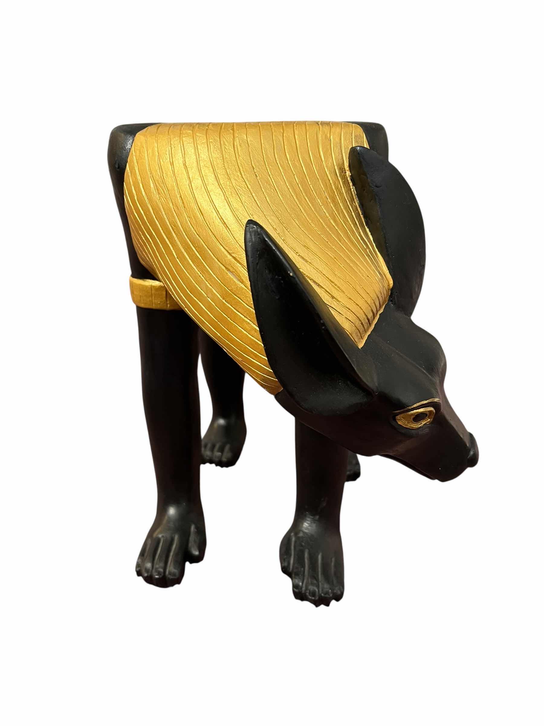 Photo 1 of DESIGN TOSCANO GOLD & BLACK BOWING ANUBIS SCULPTED RESIN STATUE 11” X 8” H10.5”