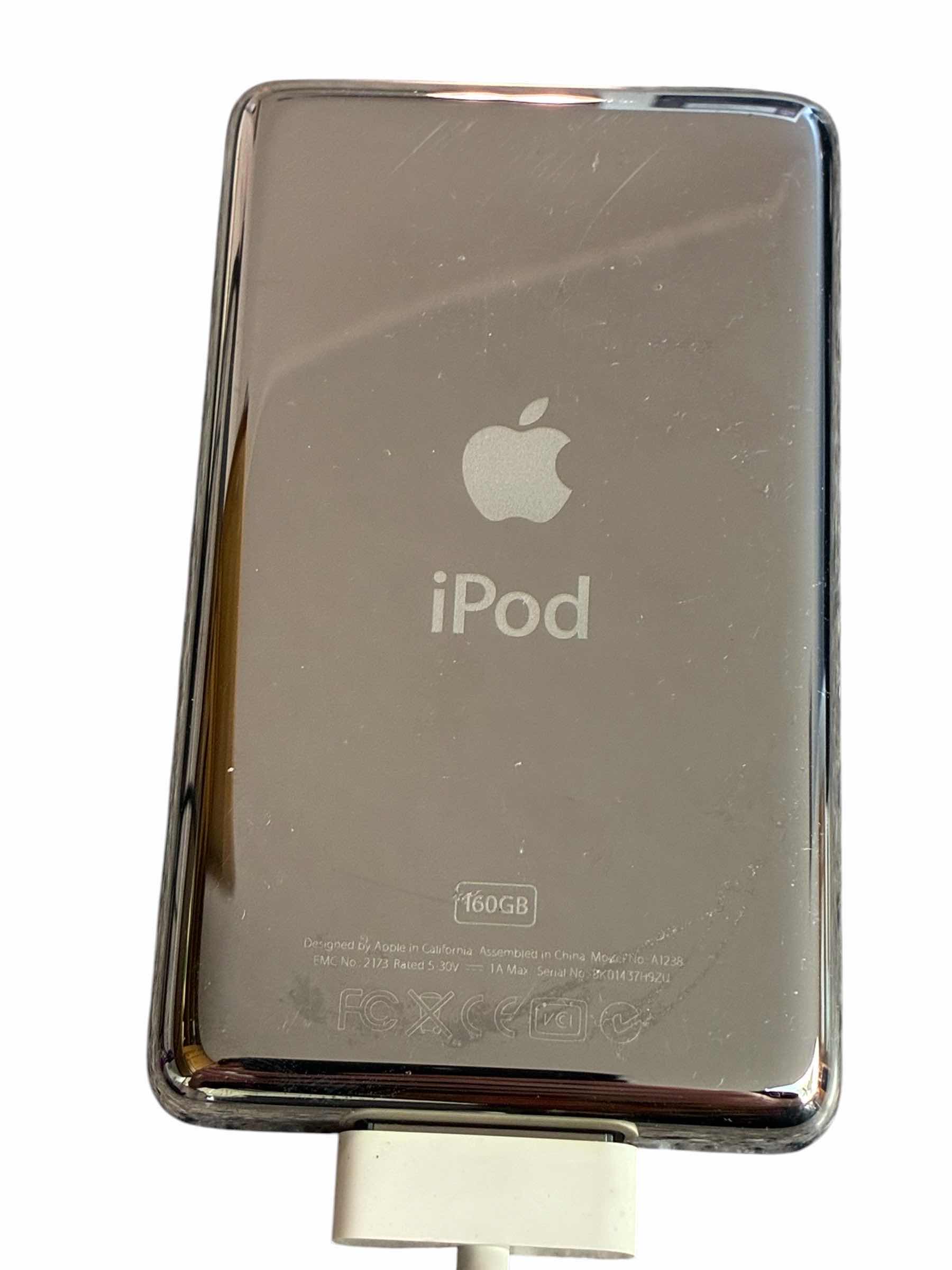 Photo 1 of APPLE IPOD CLASSIC 160 GB BLACK A1238 W ORIGINAL BOX & ACCESSORIES (READ NOTES)