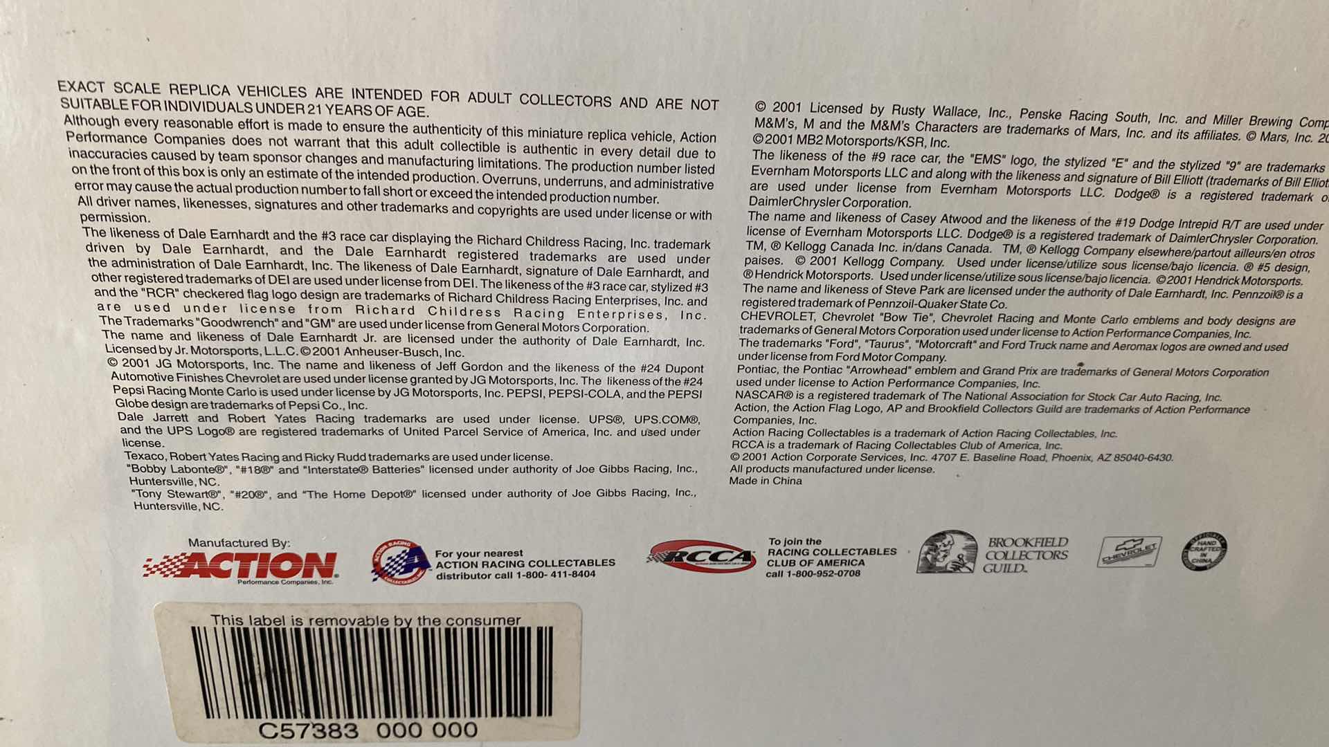 Photo 6 of ACTION 2001 BROOKFIELD JEFF GORDON - DUPONT TRACKSIDE COLLECTION LIMITED EDITION 960 WITH COA