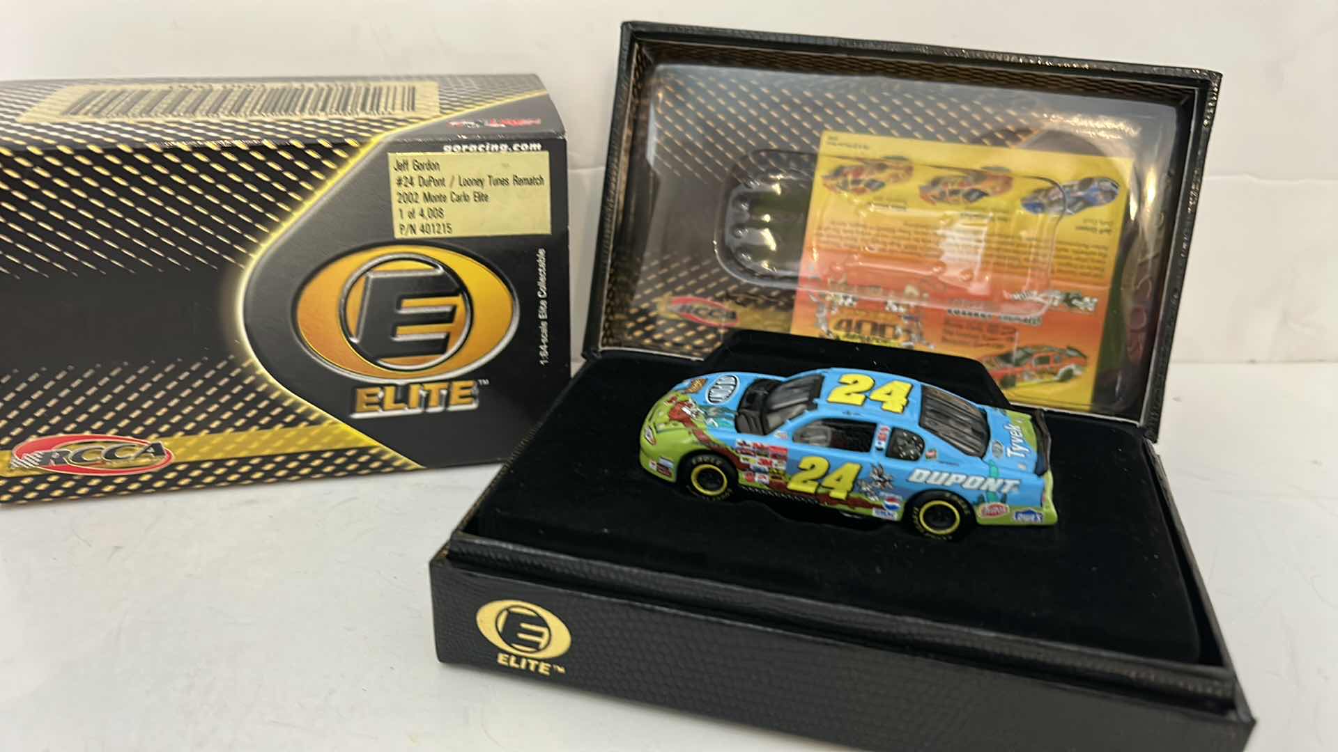 Photo 1 of RCCA ELITE JEFF GORDON 2002 MONTE CARLO ELITE COLLECTIBLE DIECAST CAR