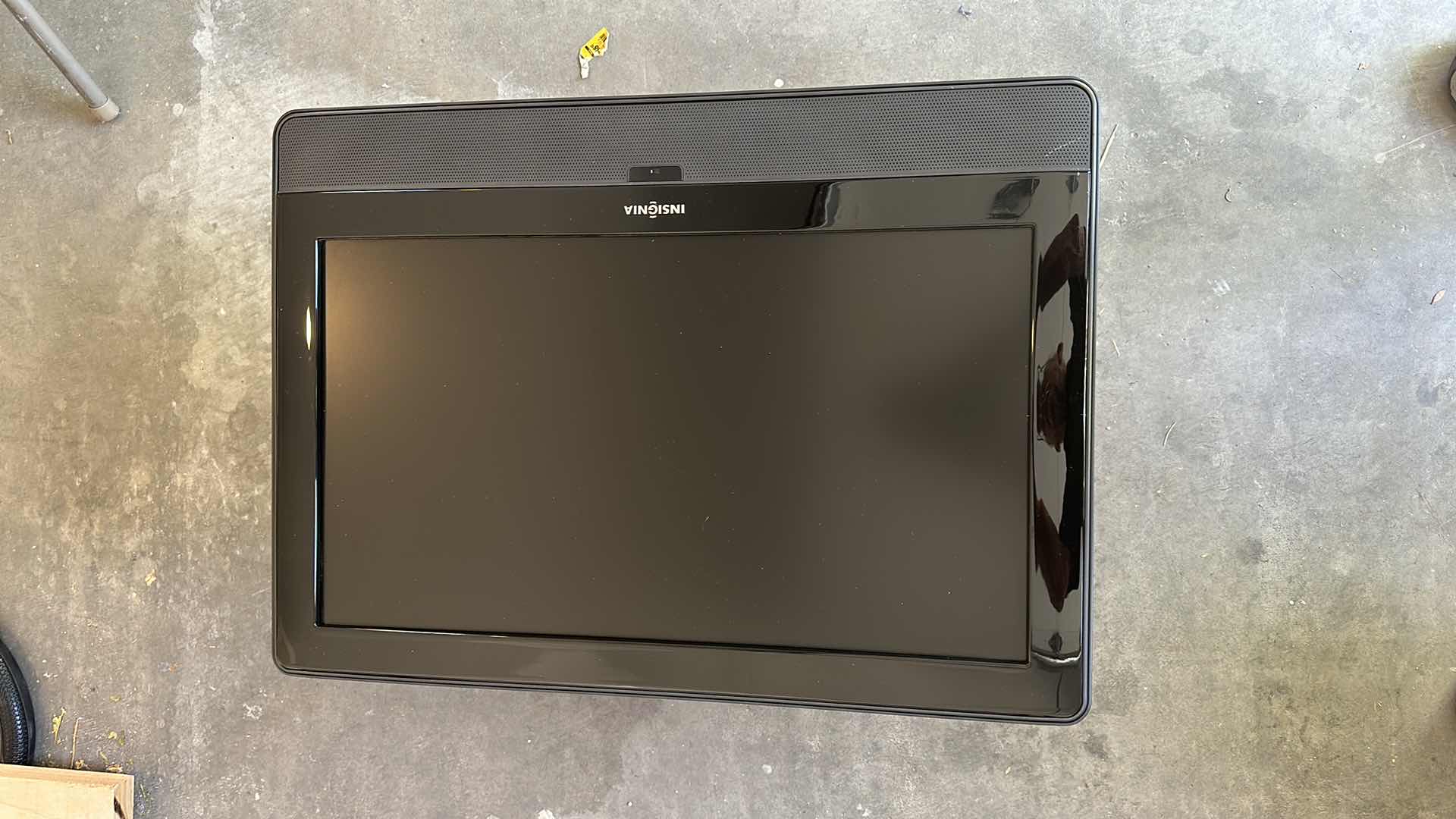 Photo 1 of INSIGNIA 26” USED TV NO WIRES OR REMOTE