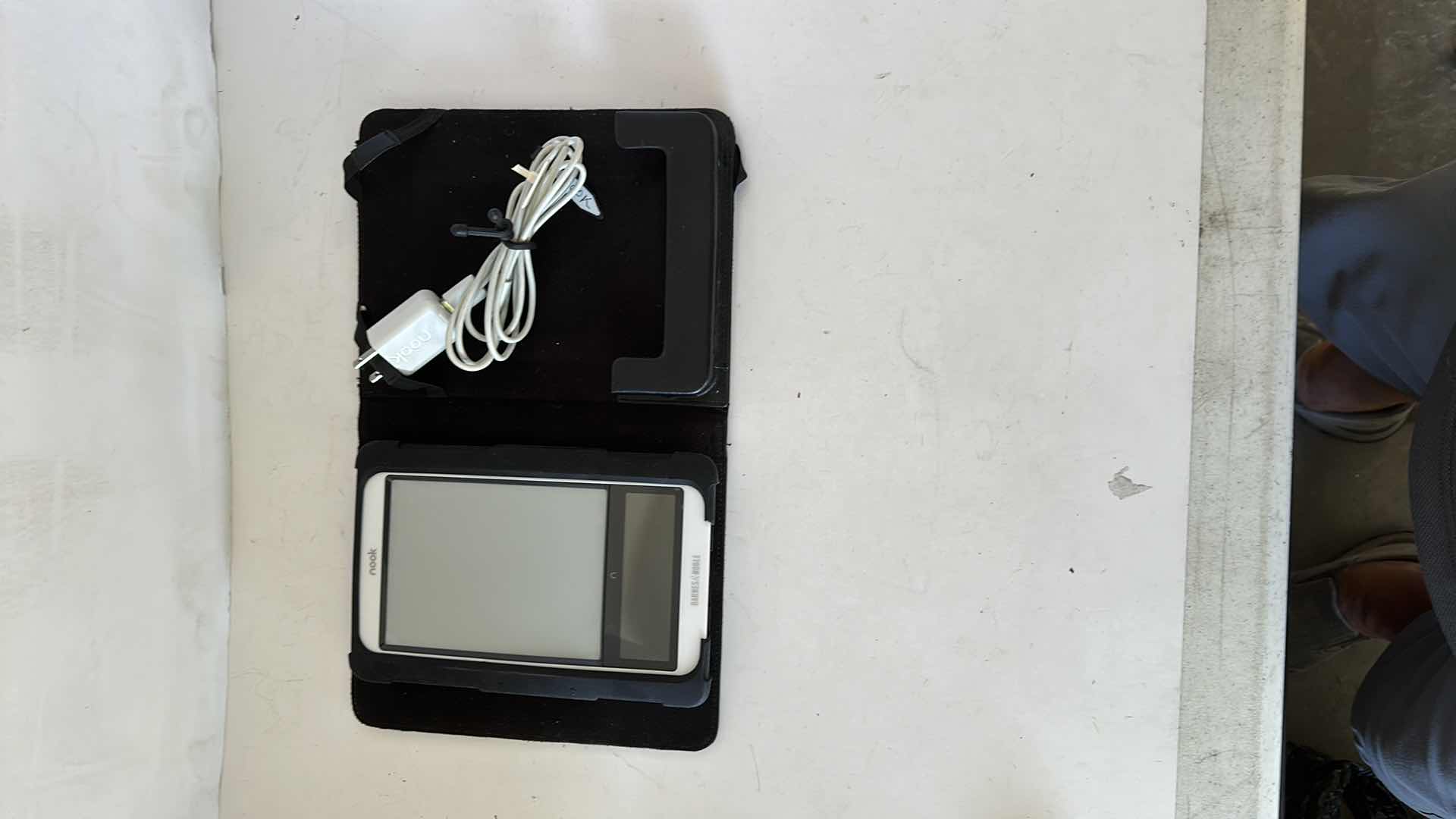 Photo 1 of NOOK TABLET WITH CORD