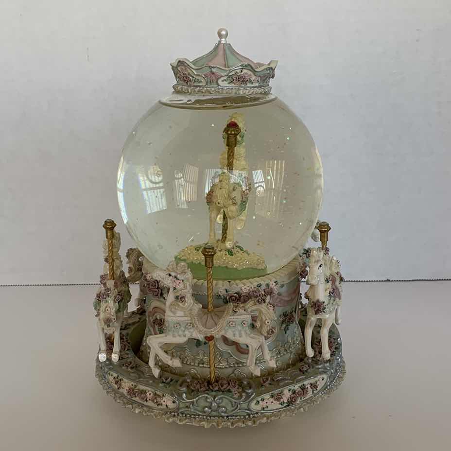 Photo 1 of THE SAN FRANCISCO MUSIC BOX COMPANY 1996 GLOBE CAROUSEL 