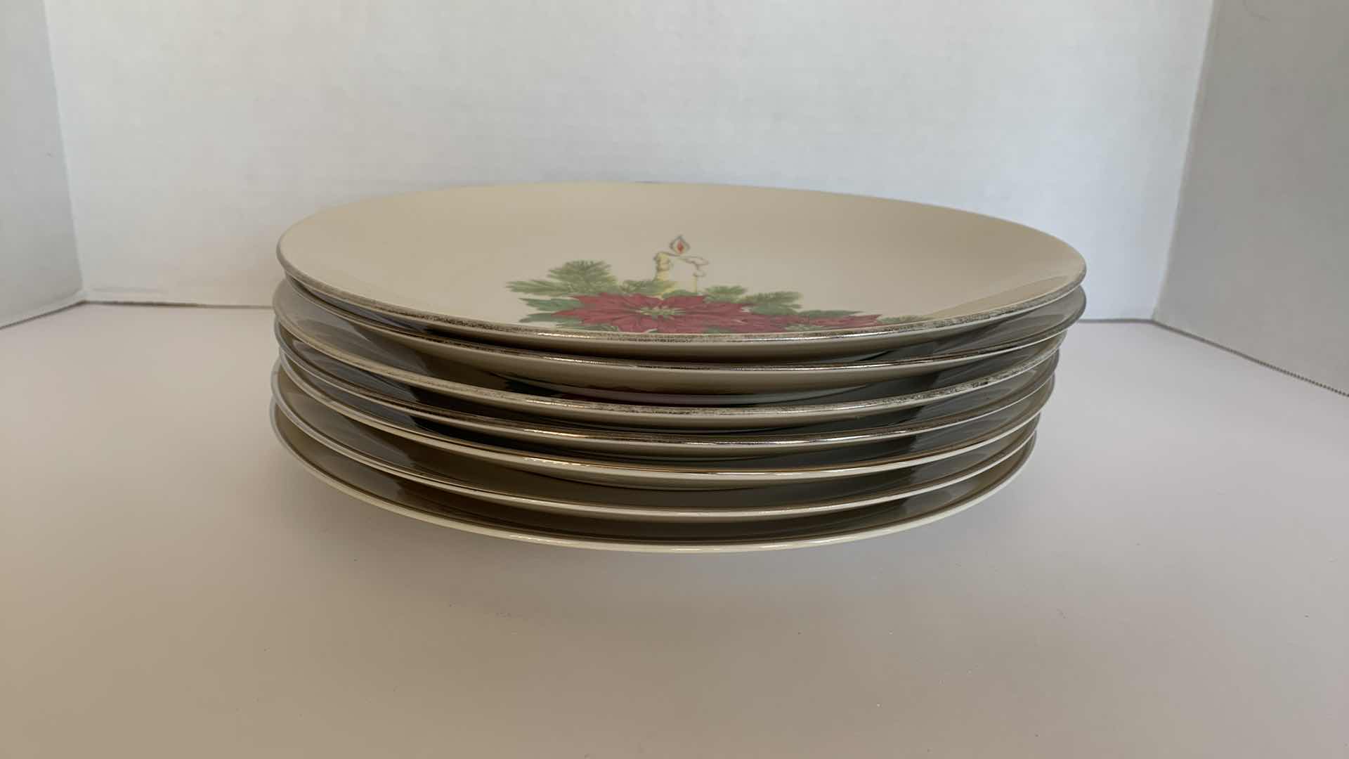 Photo 1 of 7 - TRIOMPHE POINSETTIA CHRISTMAS PLATES 11"