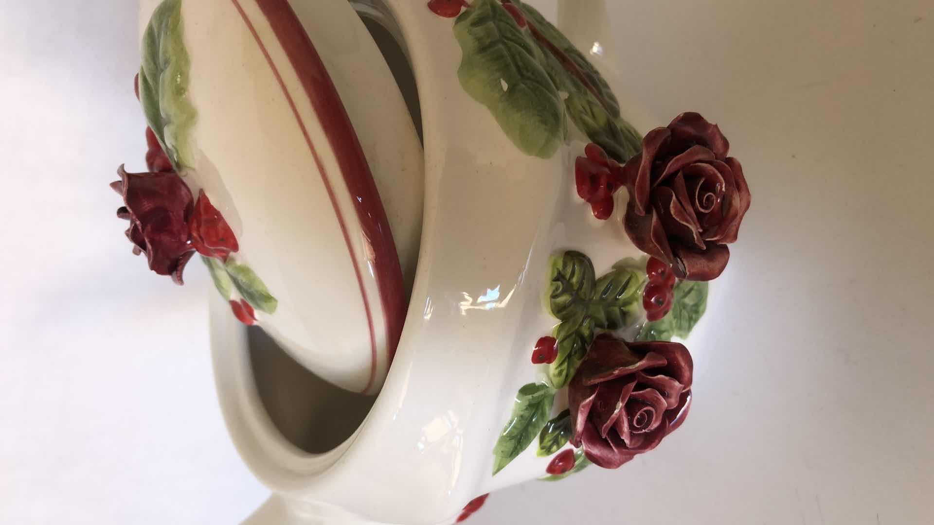 Photo 1 of HARRY AND DAVID TED ROSE TEA POT