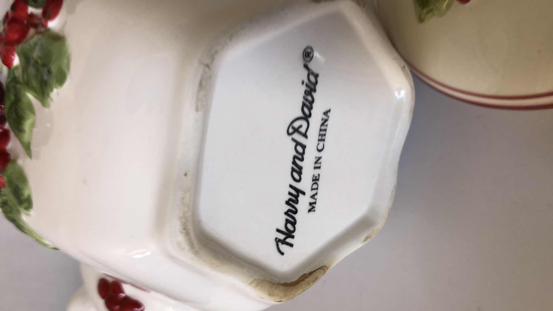 Photo 1 of HARRY AND DAVID TED ROSE TEA POT