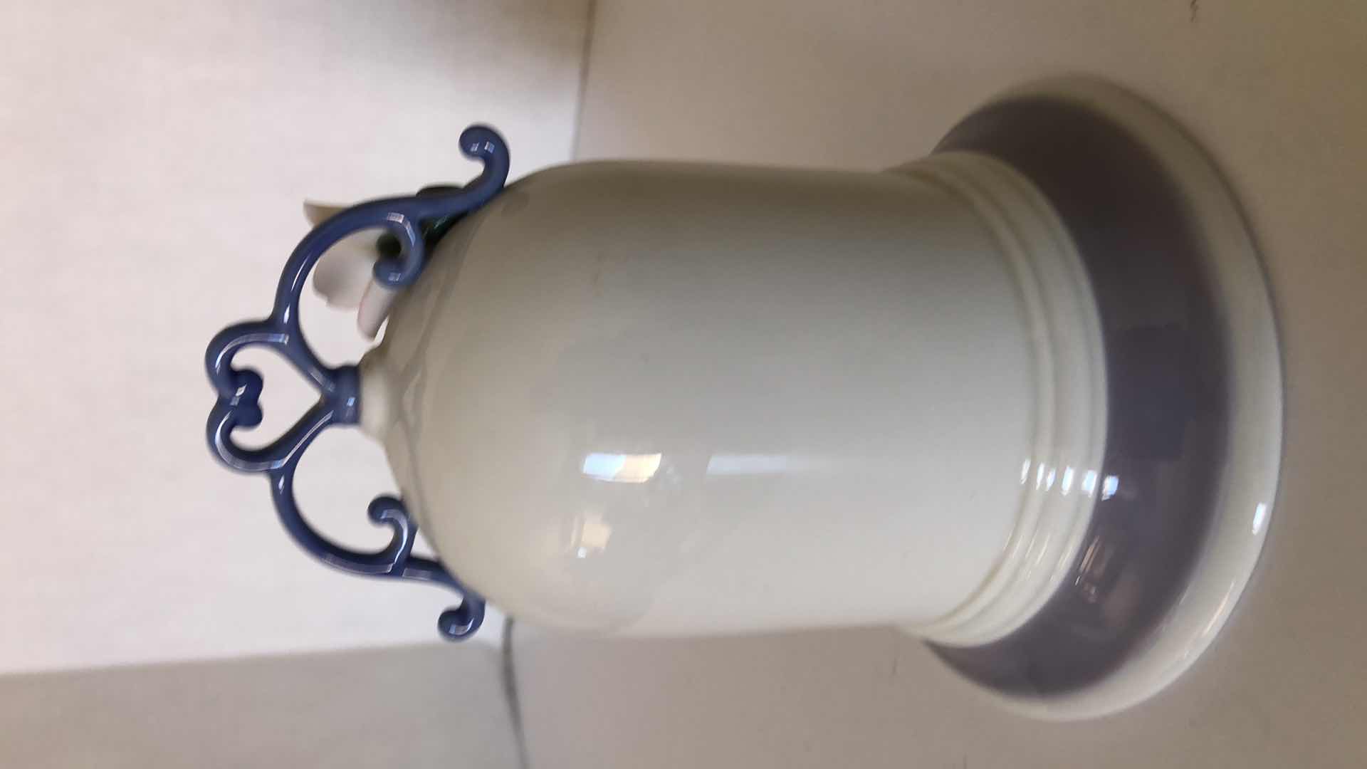 Photo 1 of LLARDO CLOCK H 5.5”