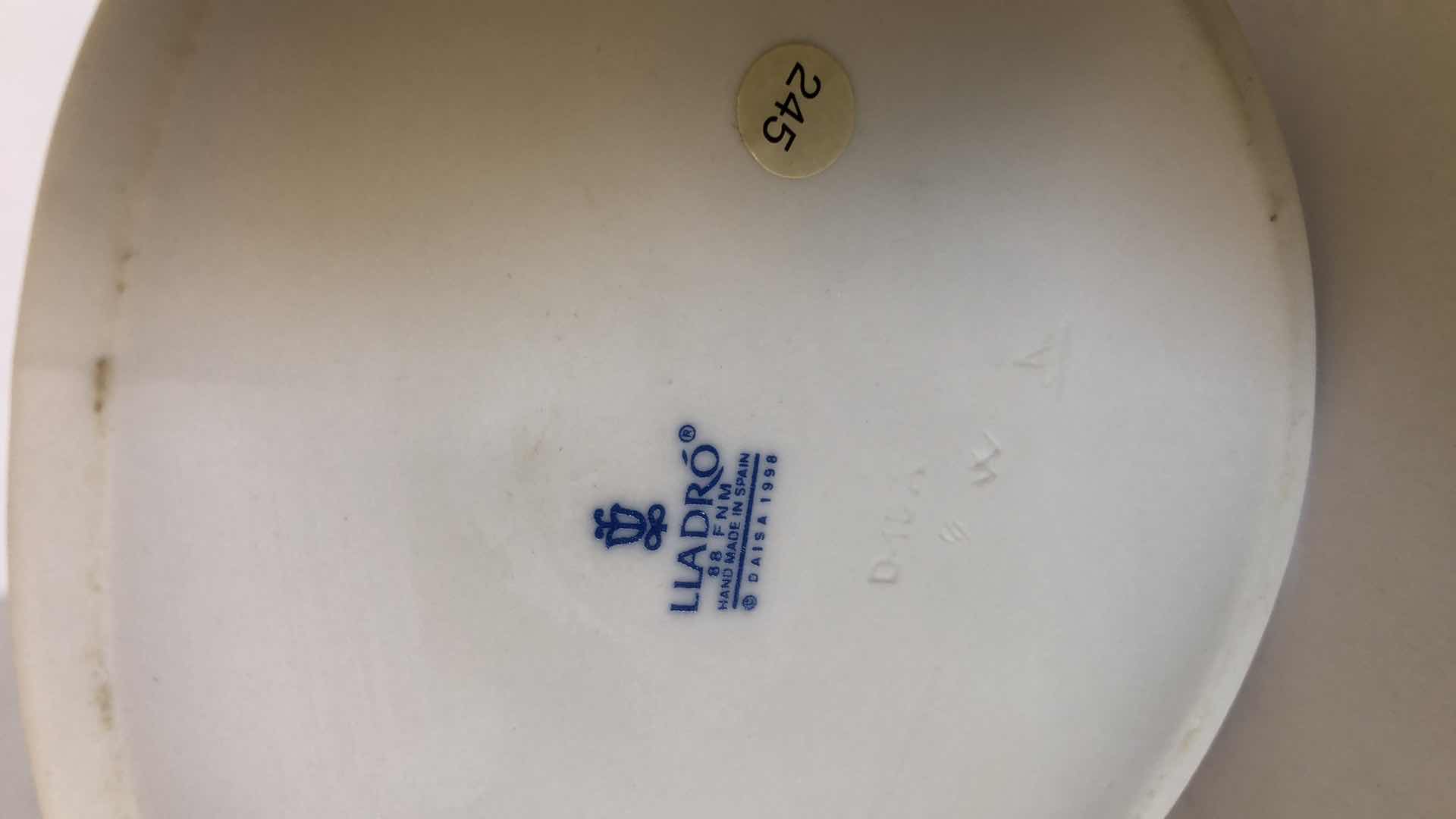 Photo 1 of LLARDO CLOCK H 5.5”