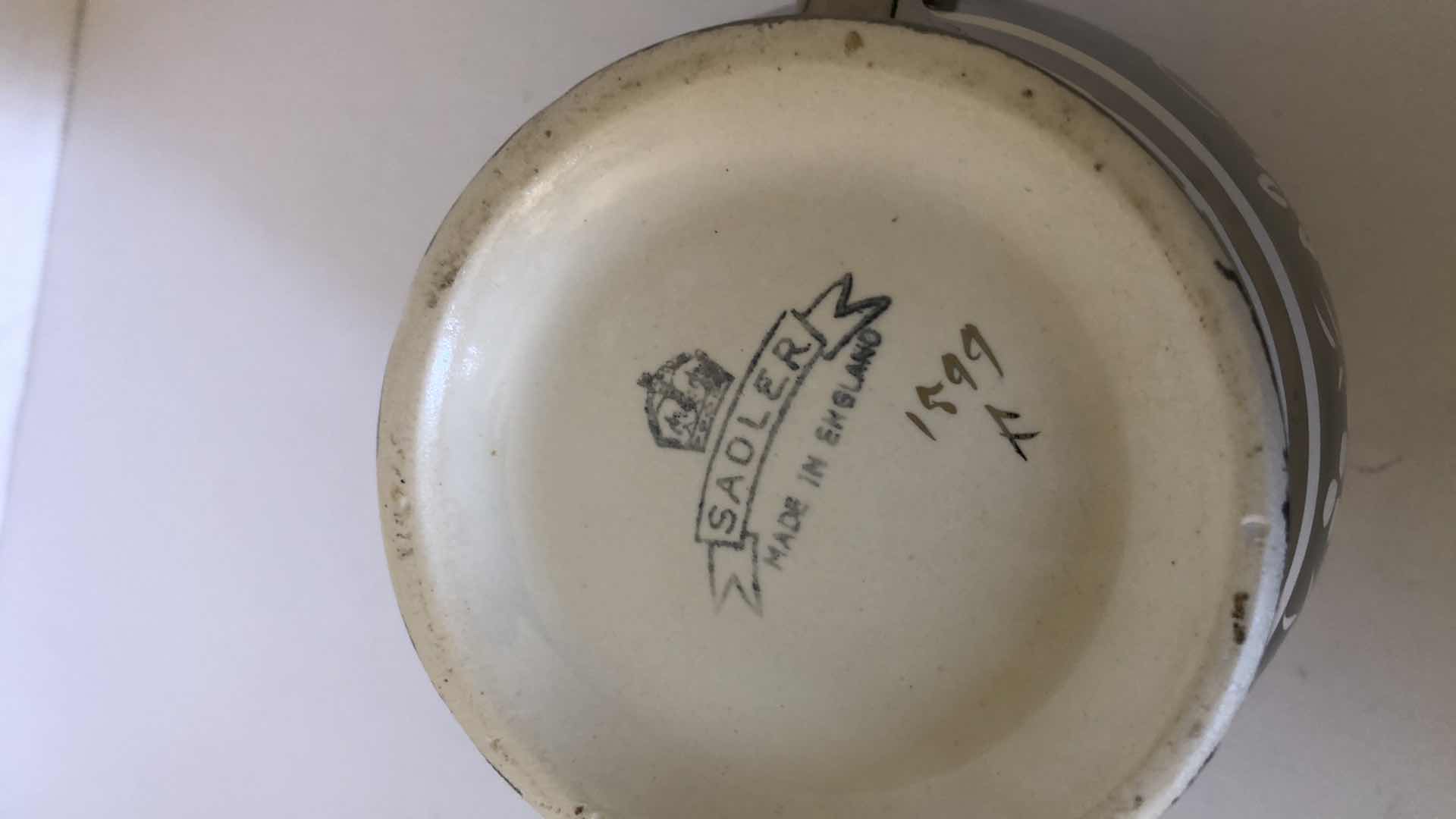 Photo 1 of SADLER TEA POT MADE IN ENGLAND