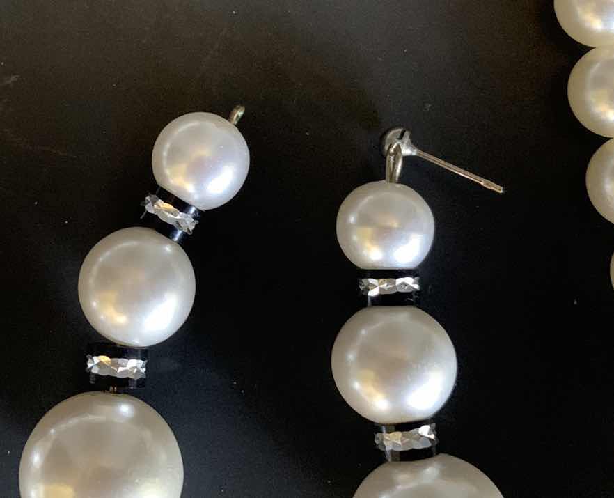 Photo 1 of 3 - BEADED NECKLACES