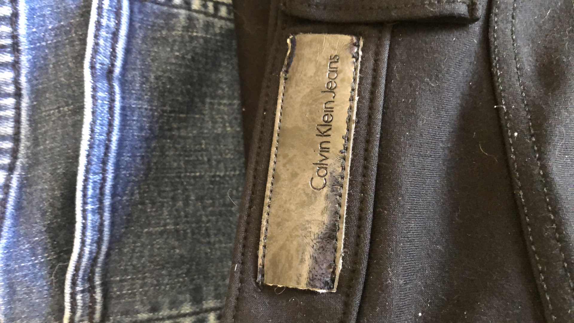 Photo 1 of 4-PAIRS OF WOMENS CALVIN KLEIN STRAIGHT LEG JEANS SIZE 10, AND 12