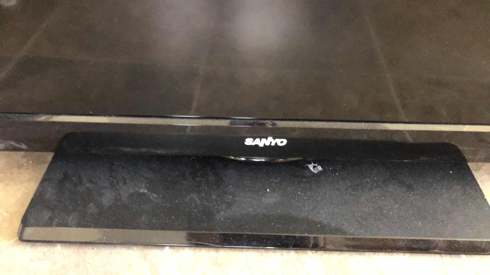 Photo 1 of 52" SANYO LED TV-MODEL DP42841