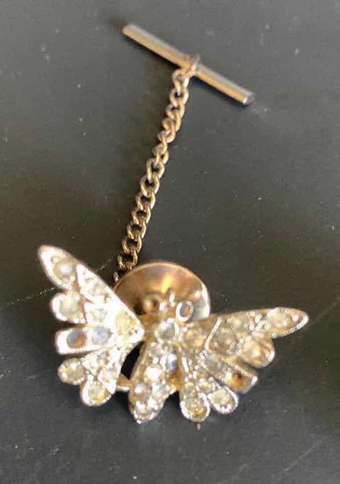 Photo 1 of 4-TIE BAR CLIPS, 3-PINS