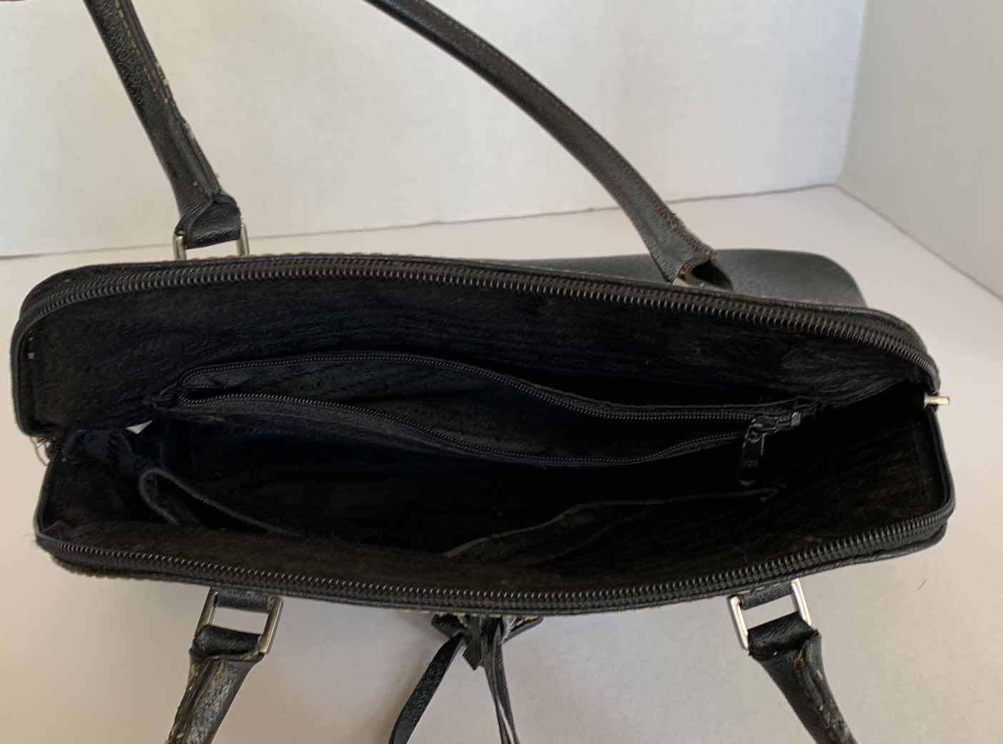 Photo 1 of BLACK PRADA HANDBAG