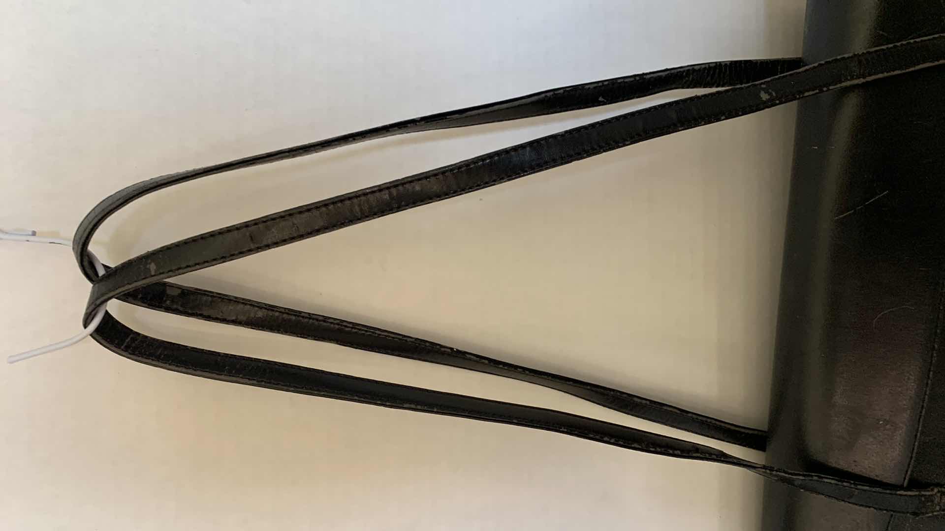 Photo 1 of 4-LADIES HANDBAGS 