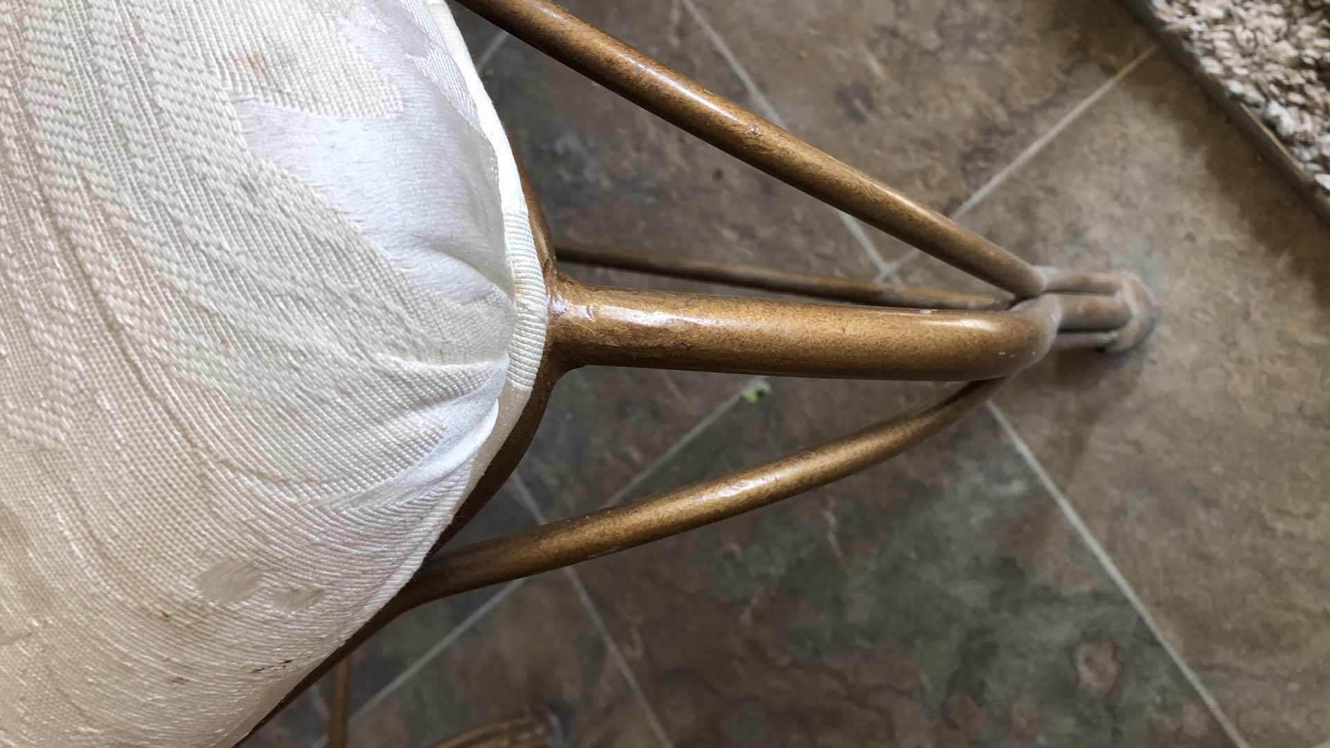 Photo 1 of VINTAGE CARVED MAHOGANY W PADDED SEAT SIDE CHAIR