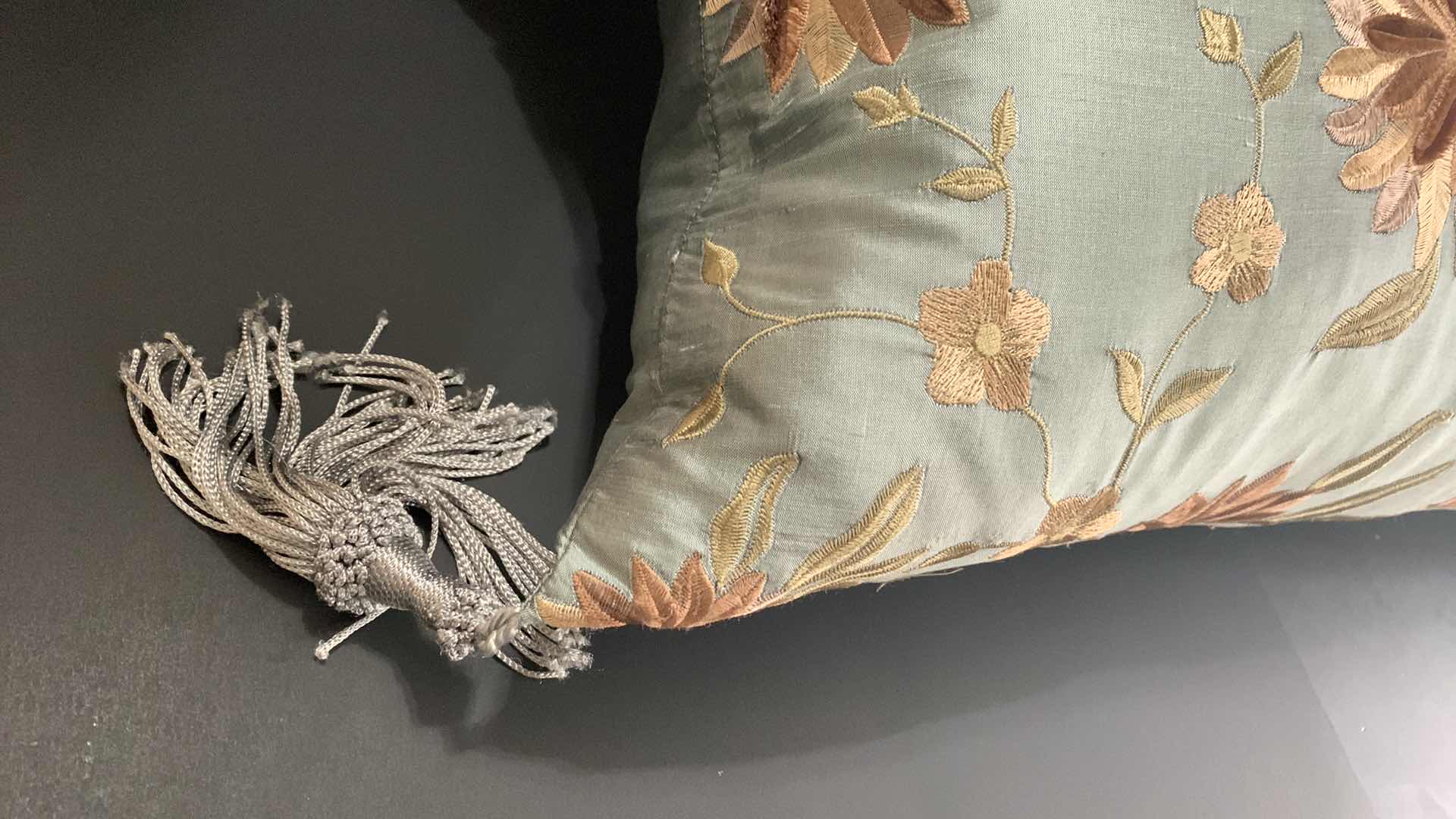 Photo 1 of ELECTRIC BLANKET AND 2 BLUE ACCENT PILLOWS