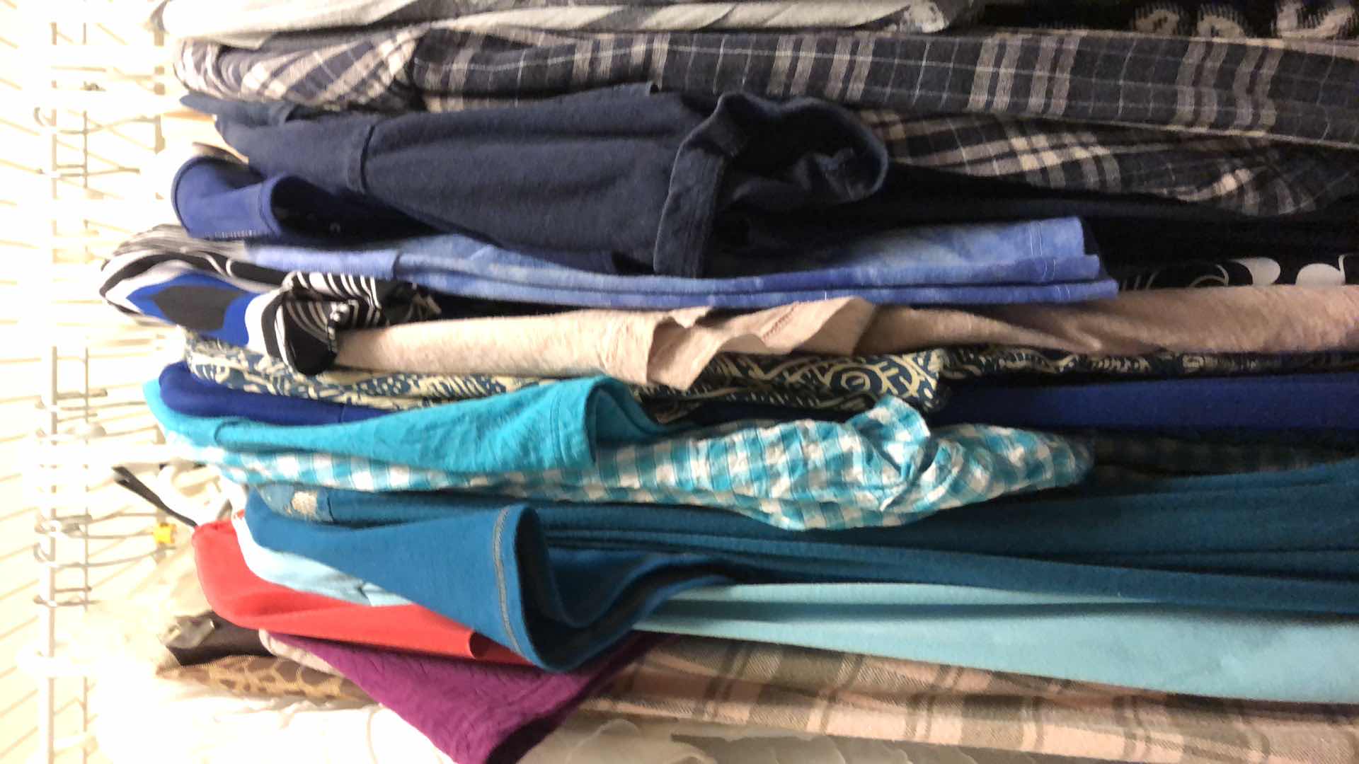 Photo 1 of WOMENS SHIRTS SIZES L- 2XL