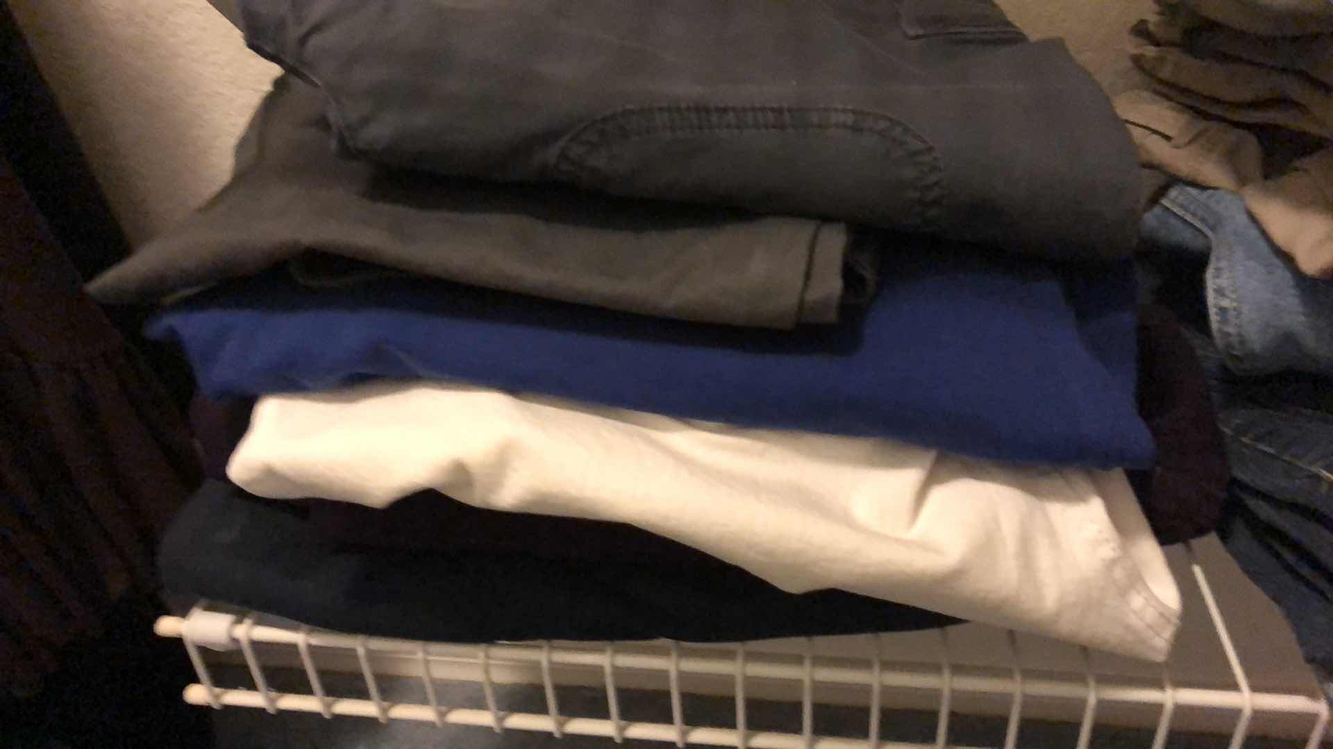 Photo 1 of WOMENS PANTS AND JEANS SIZE L-XL