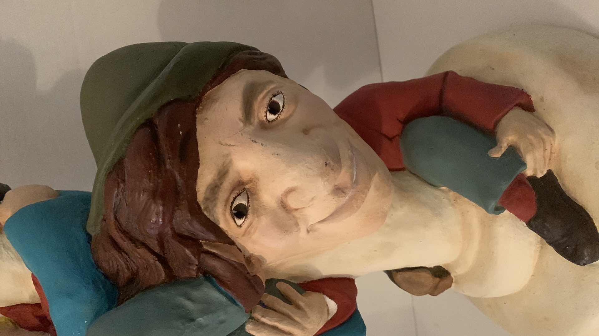 Photo 1 of 33” PLASTER MARX BROTHERS TABLE LAMP