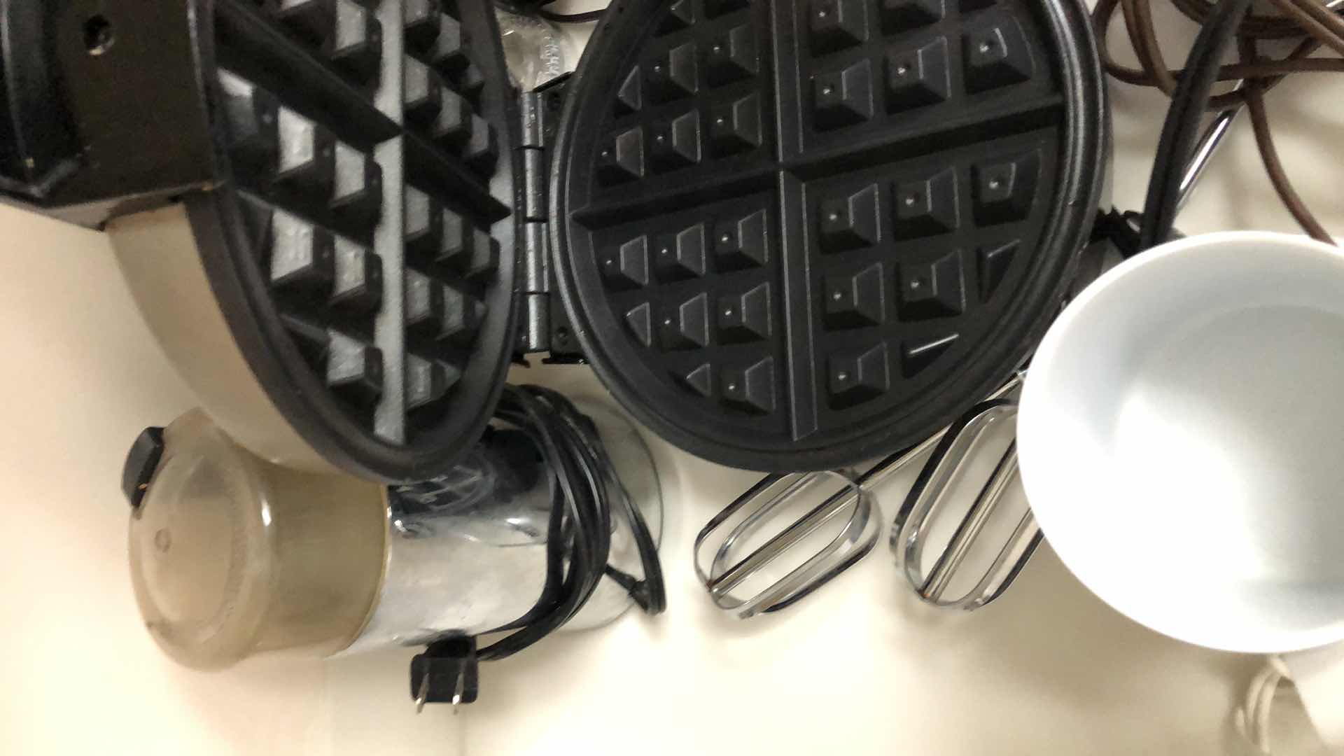 Photo 1 of KITCHEN ITEMS