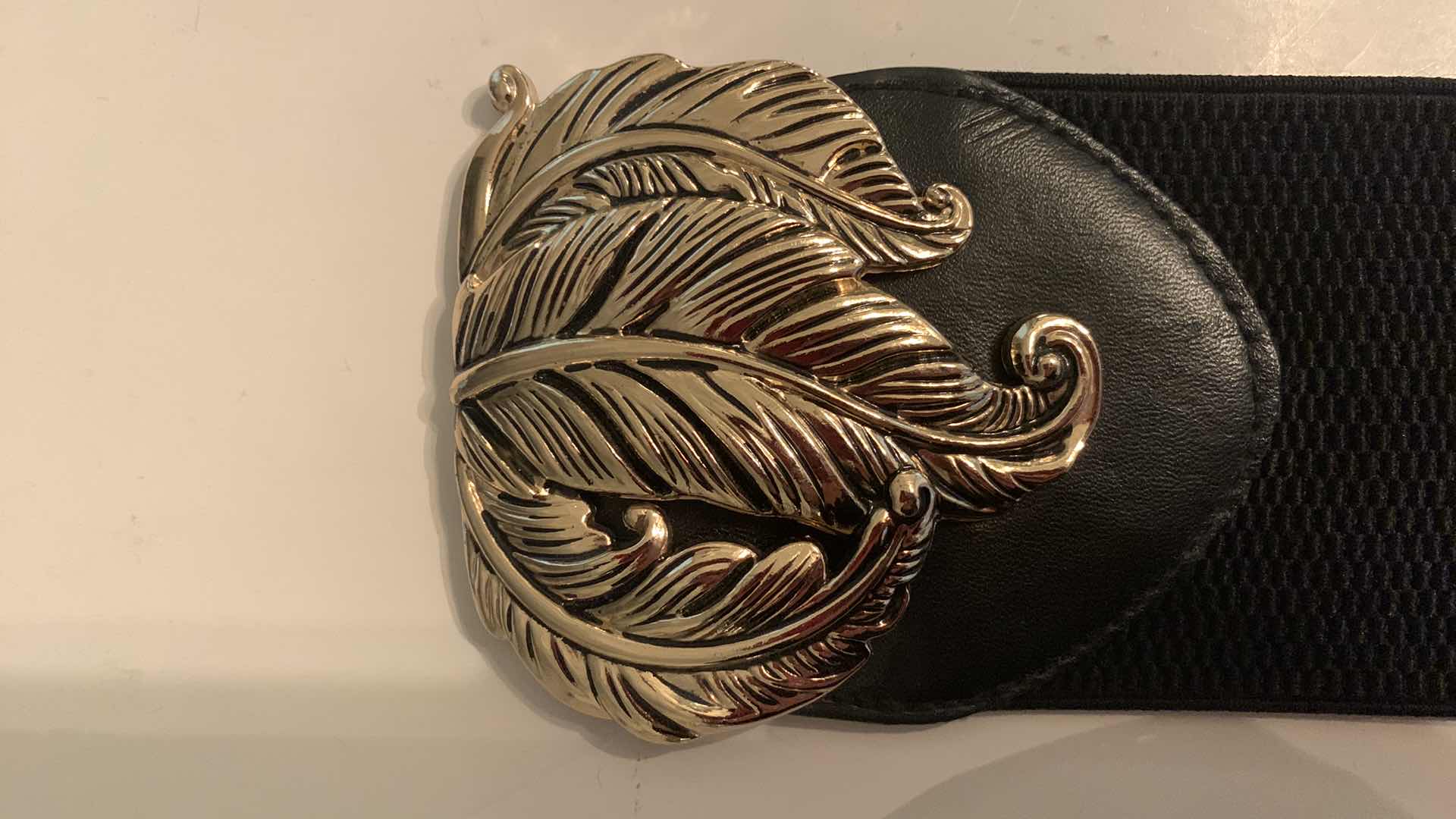 Photo 1 of 4 WOMENS BELTS SIZE L