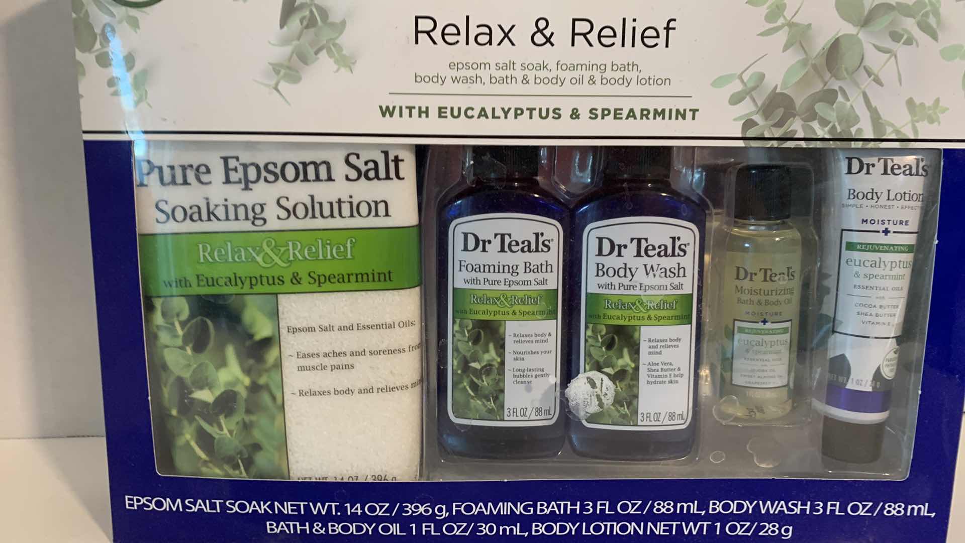 Photo 1 of DR. TEALS RELAX & RELIEF BATH SET