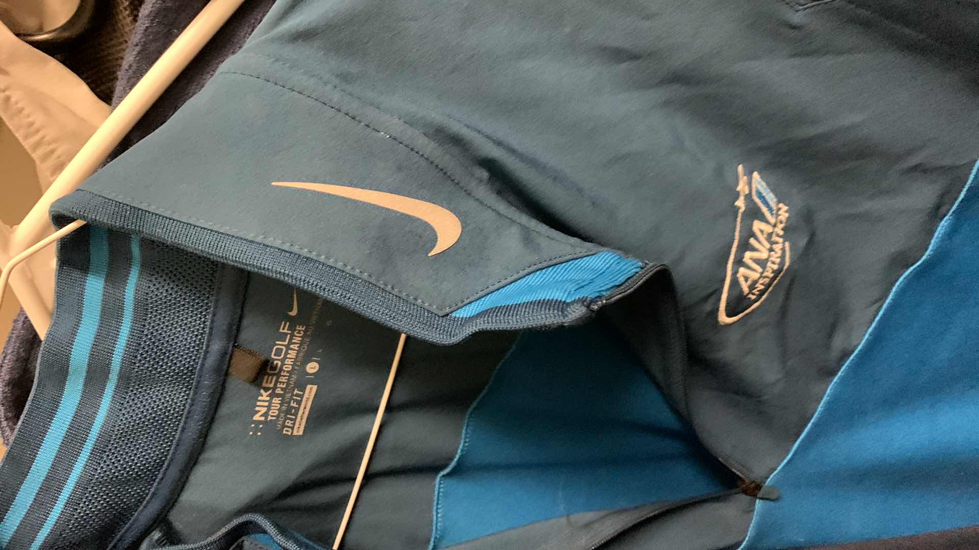 Photo 1 of MENS SUIT JACKETS AND VESTS SIZE L