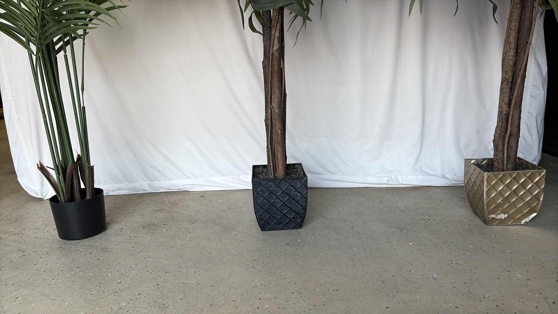 Photo 1 of (3)PCS ARTIFICIAL TREES H64”