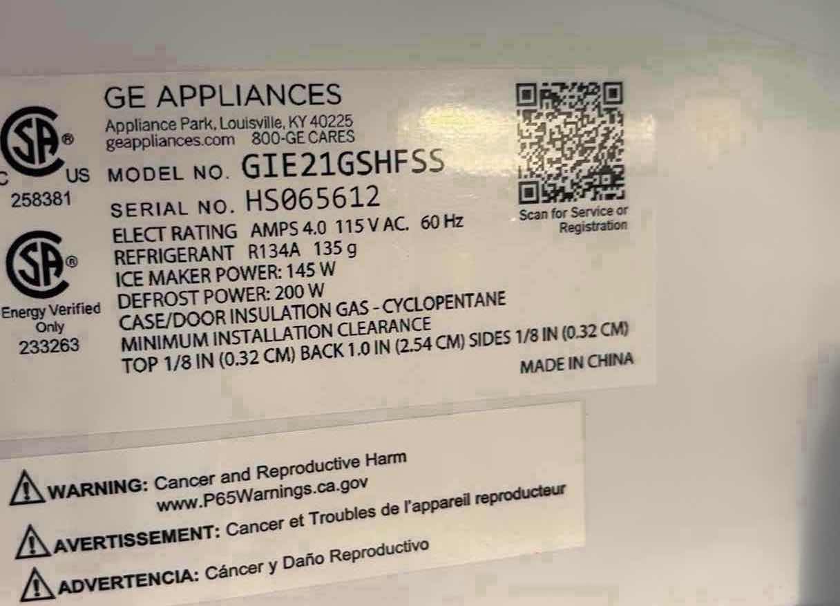 Photo 1 of GE FRIDGE MODEL GIE21GSHFSS 32.5”X34”XH66.5”