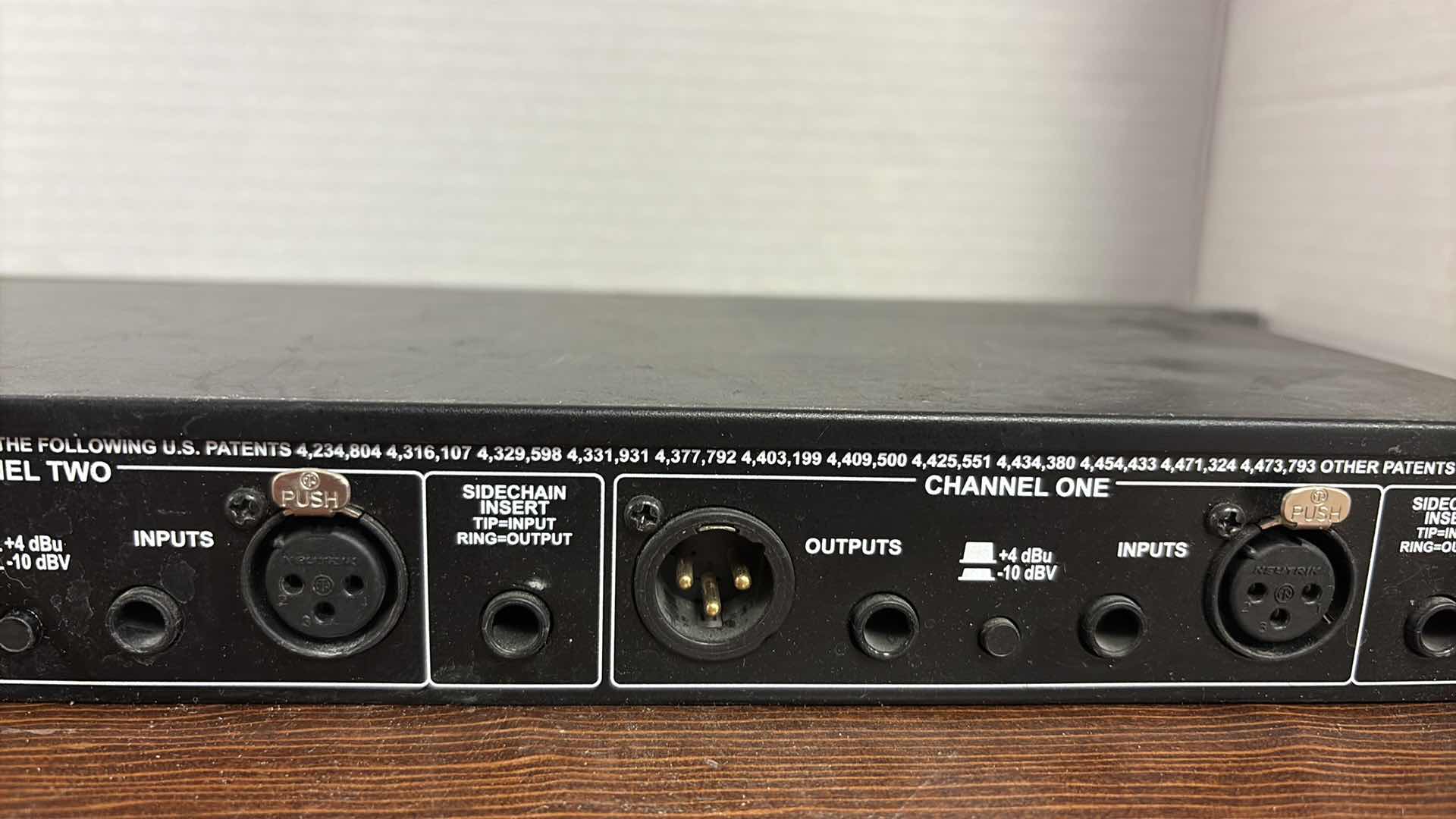 Photo 1 of DBX 266XS DYNAMICS PROCESSOR