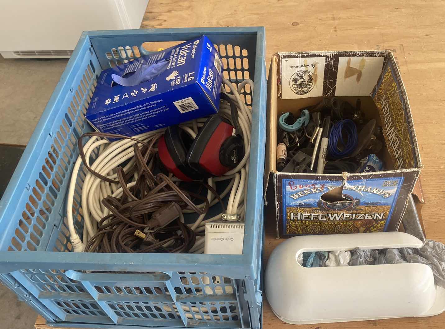 Photo 1 of ASSORTED CORDS UTILITY KNIFE BAG HOLDER