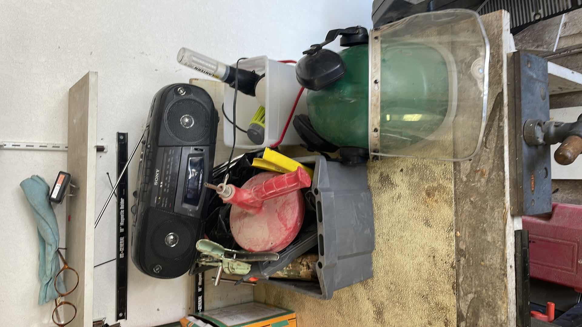 Photo 1 of CONTENTS OF TABLE TOP